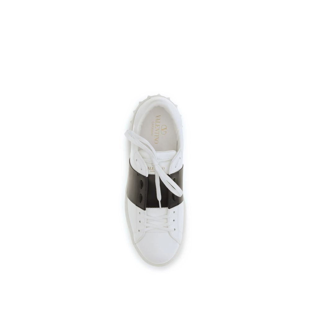Valentino Garavani Black Calf Leather Bos Taurus Low Top Sneakers | Regal Royce