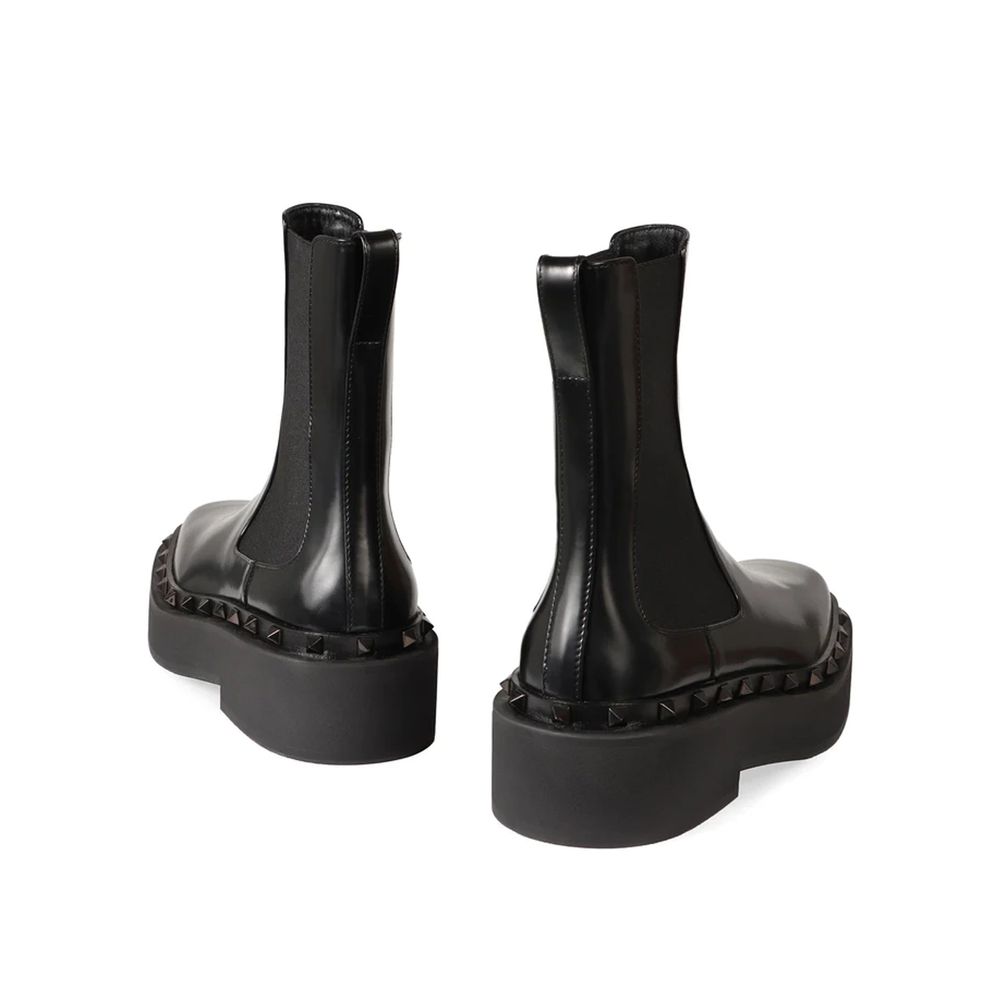 Valentino Garavani Black Calfskin Chelsea Boots | Regal Royce