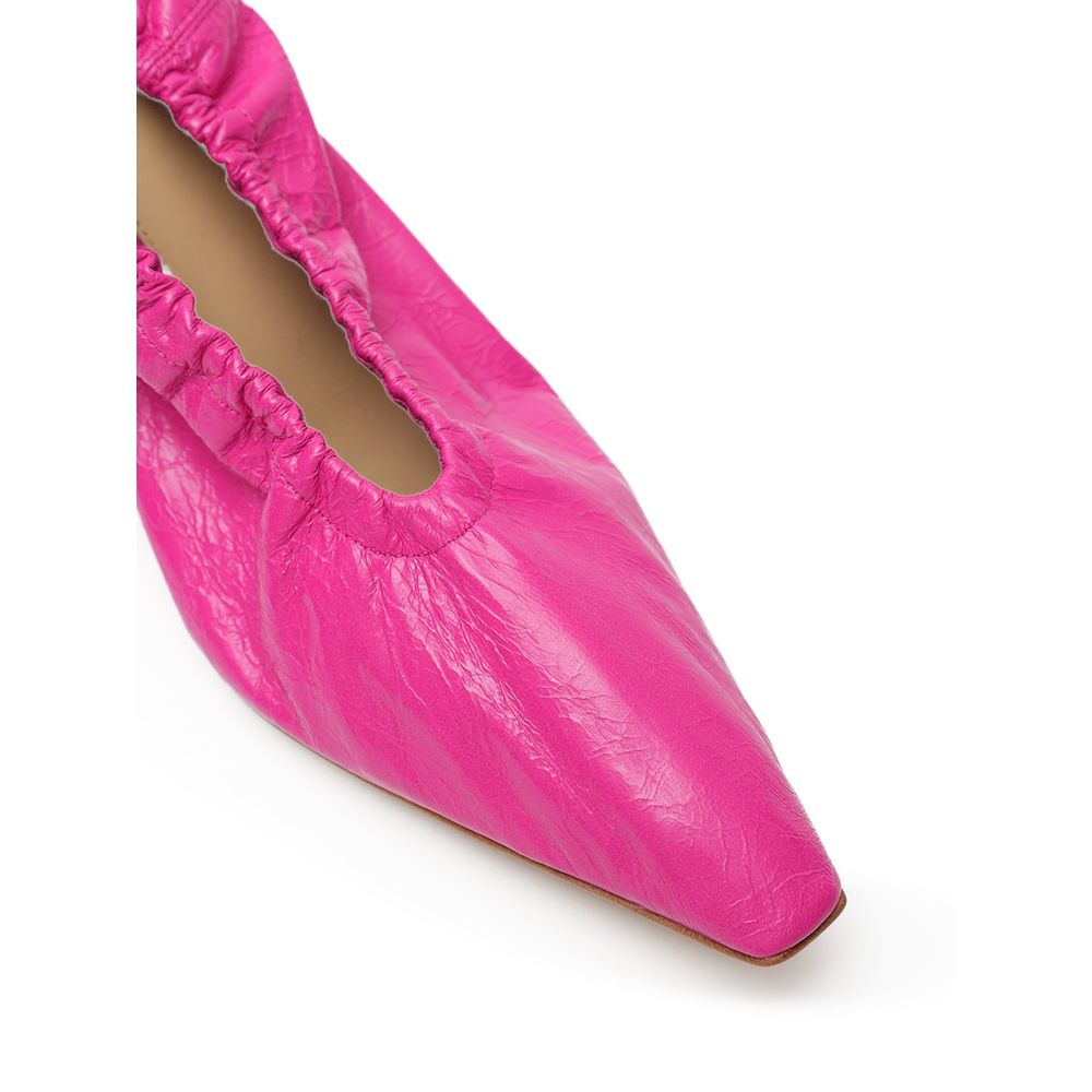 Bottega Veneta Fuchsia Leather Slippers | Regal Royce