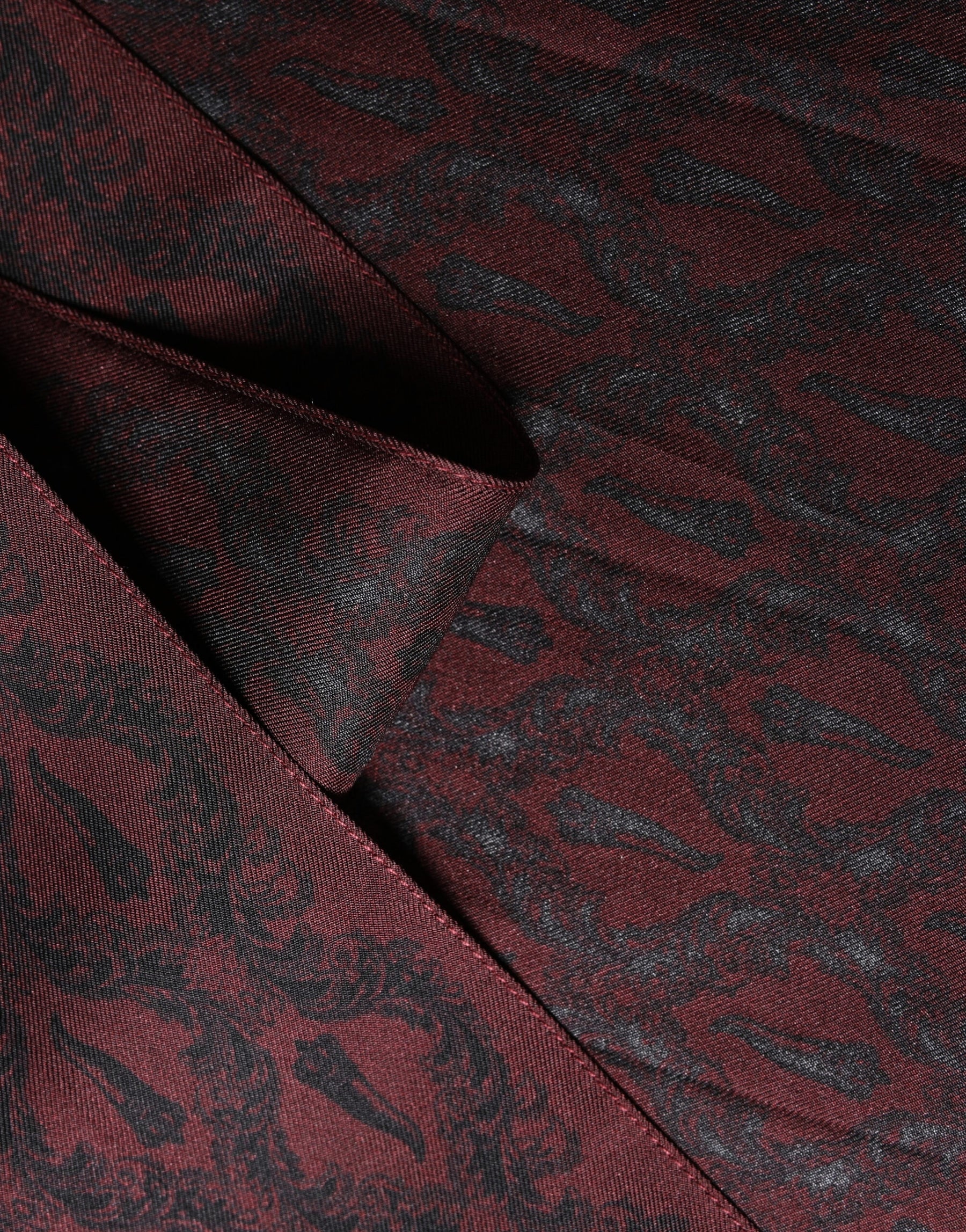 Dolce & Gabbana Burgundy Black Silk Paisley Foulard 135cm X 22cm  Scarf | Regal Royce