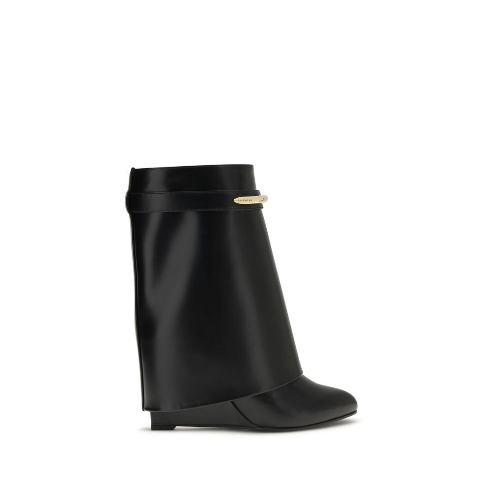 Givenchy Black Calf Leather Bos Taurus Ankle Boots | Regal Royce