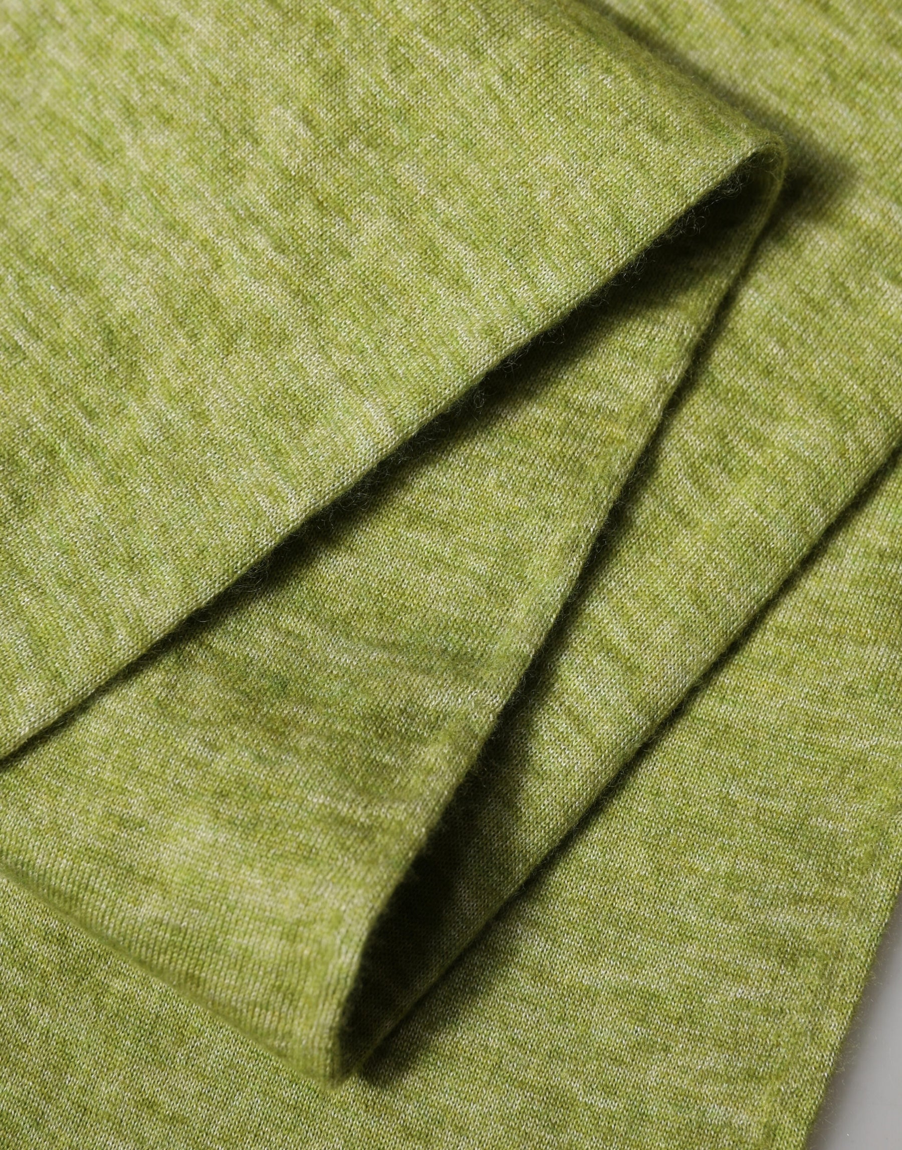 Dolce & Gabbana Green Cashmere Knitted Neck Foulard 280cm x11cm Men Scarf | Regal Royce