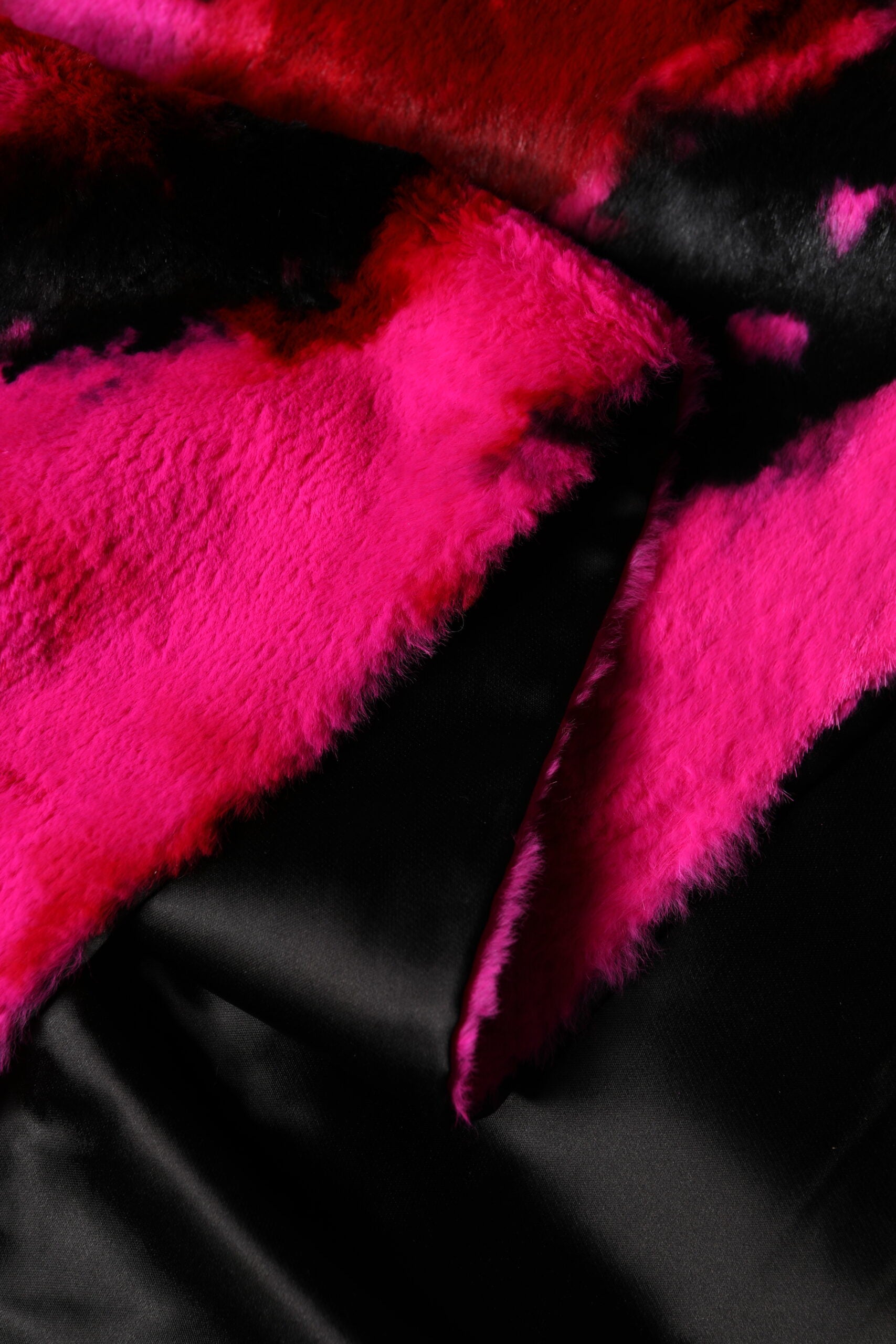 Dolce & Gabbana Pink Black Faux Fur Neck Wrap Fringes 200cm x 59cm Scarf | Regal Royce