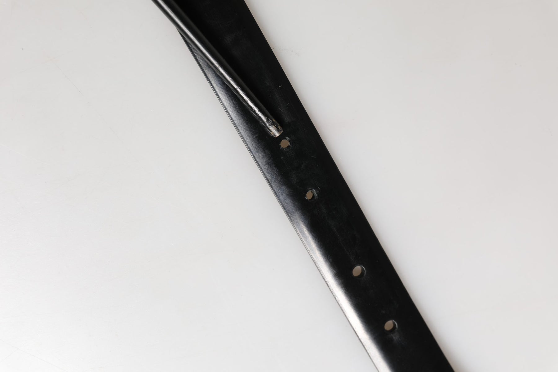 Dolce & Gabbana Men Black Classic Leather Metal Buckle Belt | Regal Royce