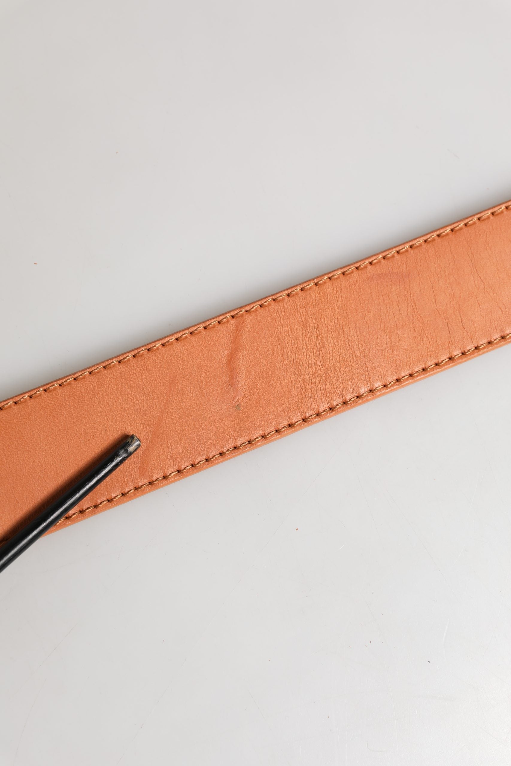 GF Ferre Orange Leather Hexagon Metal Buckle Waist Women Belt | Regal Royce