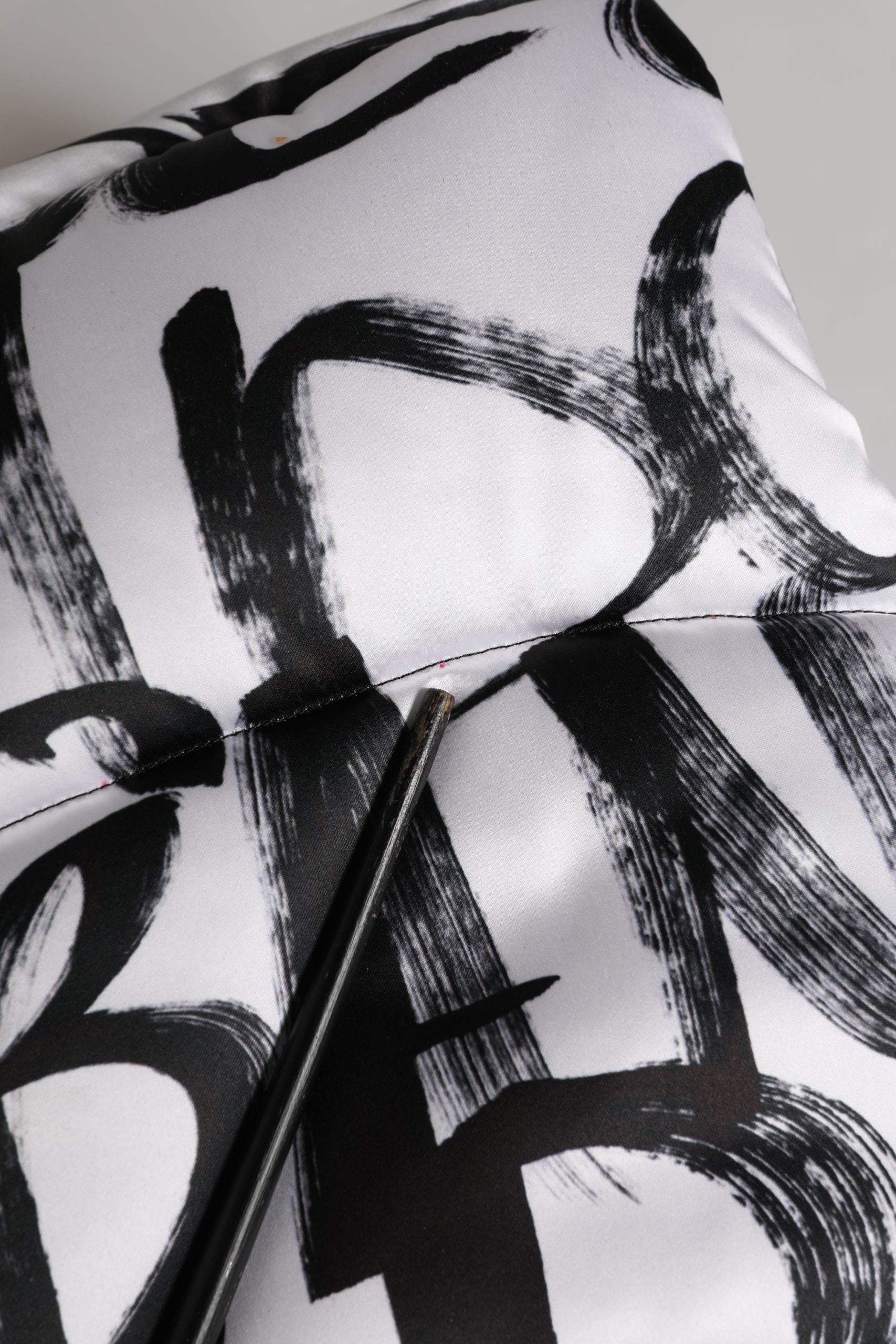 Dolce & Gabbana White Logo Print Whole Head Wrap Capello Hat | Regal Royce