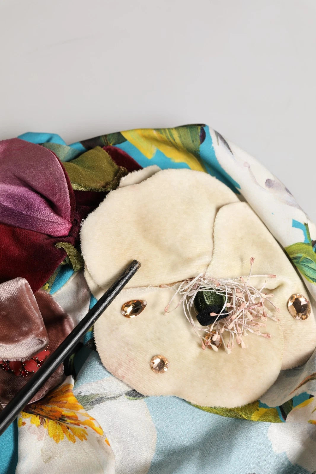 Dolce & Gabbana Blue Floral Motif Turban Headwear Women Hat | Regal Royce