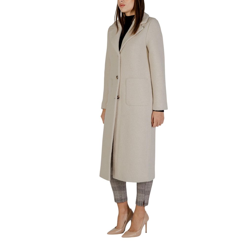 ICHI Cream Wool Coat | Regal Royce
