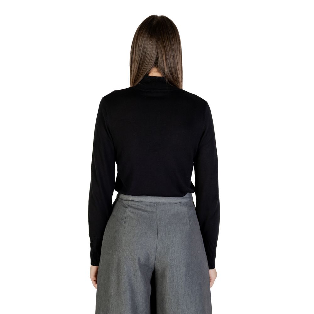 ICHI Black Viscose Turtleneck | Regal Royce