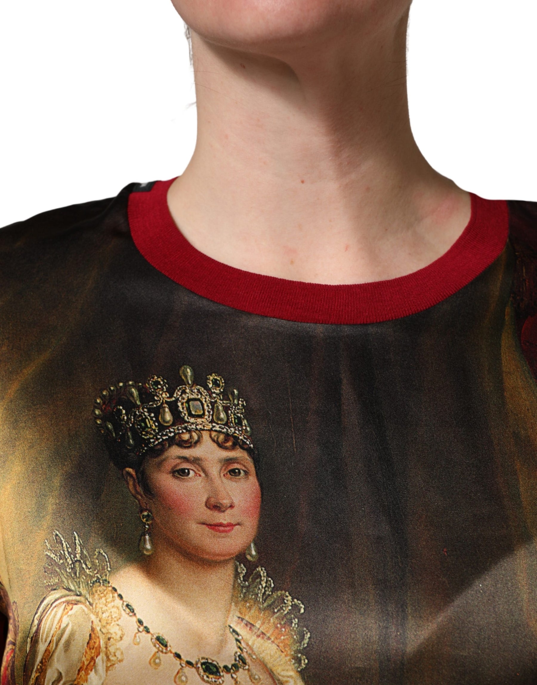 Dolce & Gabbana Maroon Royal Crown Dress Queen Painting Silk  T-shirt | Regal Royce