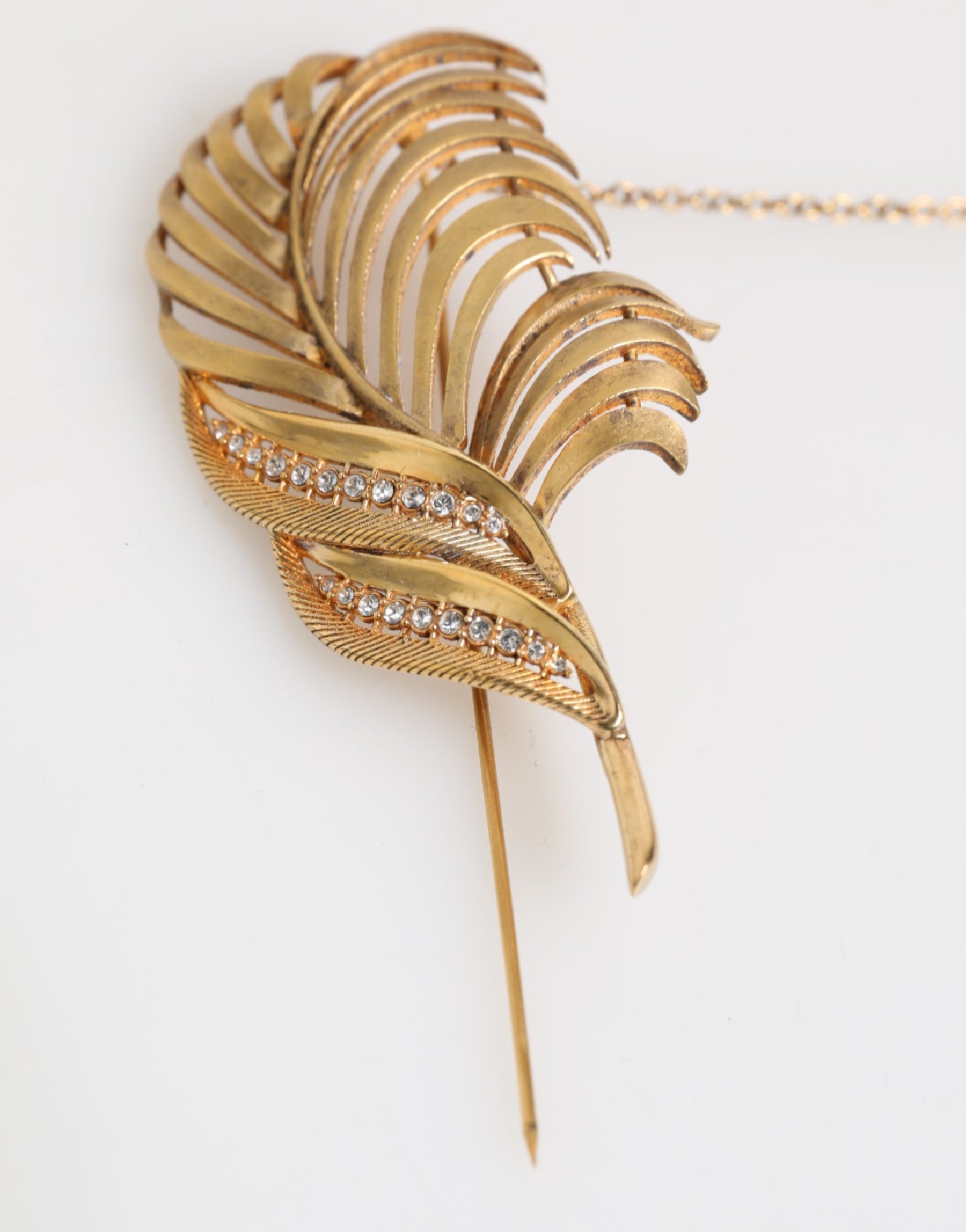 Dolce & Gabbana Gold Sterling Silver925 Leaf Embellished Lapel Pin Brooch | Regal Royce