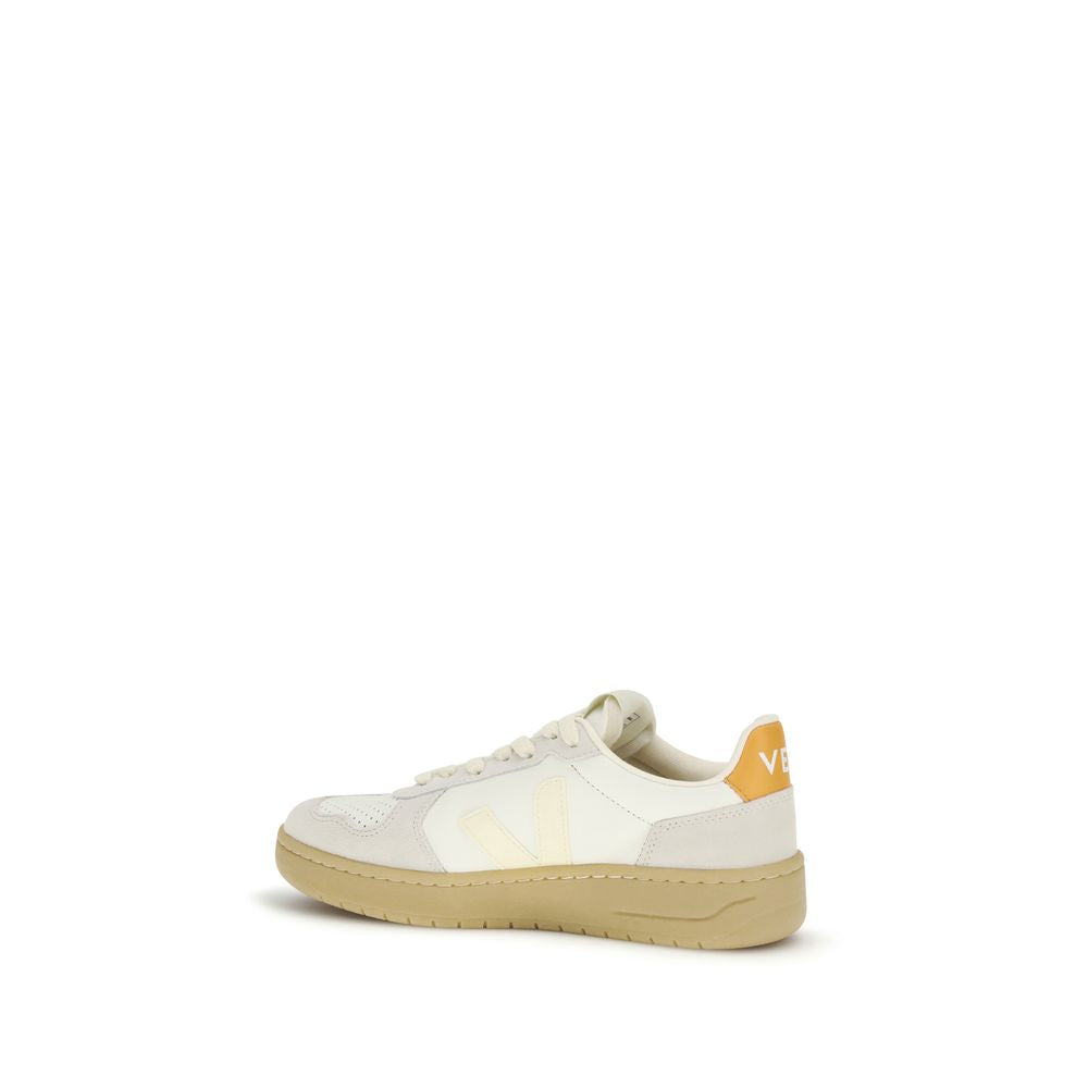 Veja White Calf Leather Bos Taurus Low Top Sneakers | Regal Royce