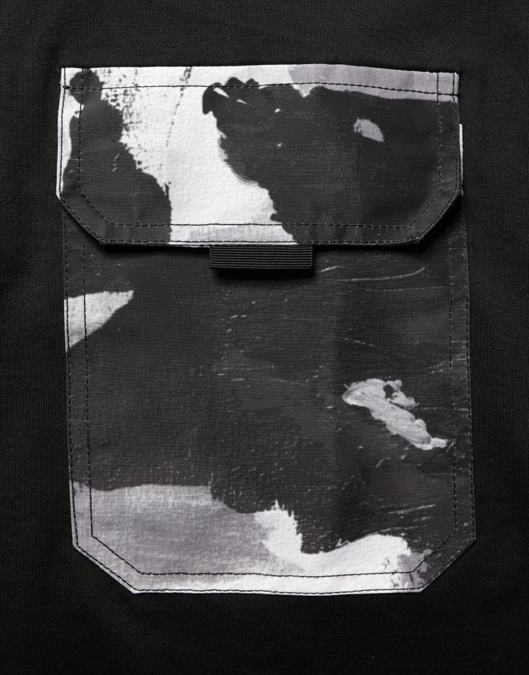 Dolce & Gabbana Black Camouflage Pocket Oversized T-shirt | Regal Royce
