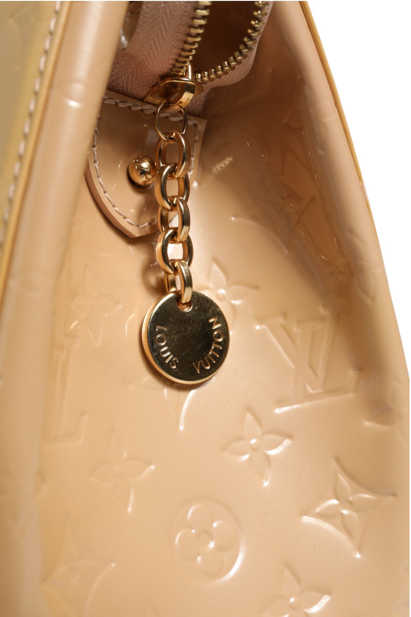 Louis Vuitton Monogram Vernis Brea MM Beige Poudre | Regal Royce