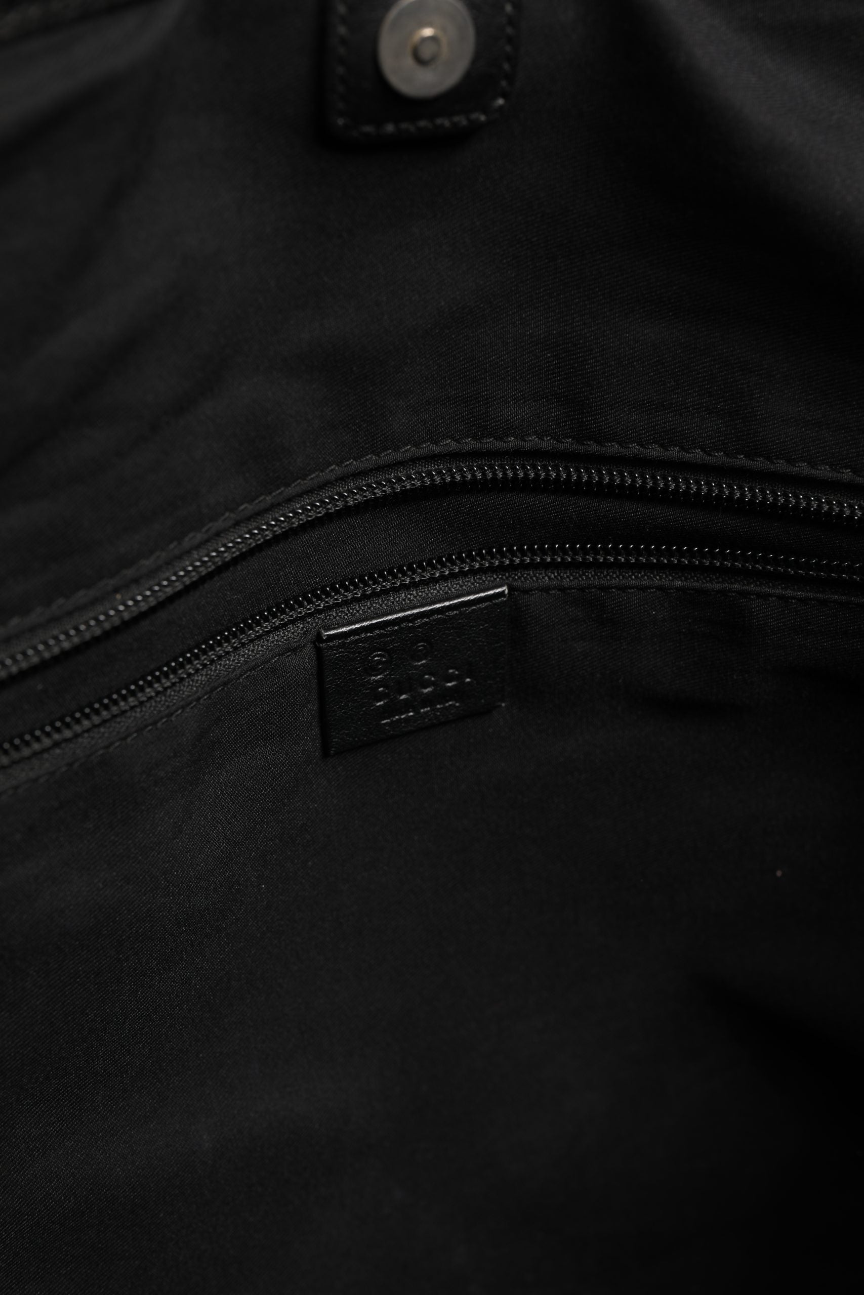 Gucci GG Canvas Tote Bag | Regal Royce