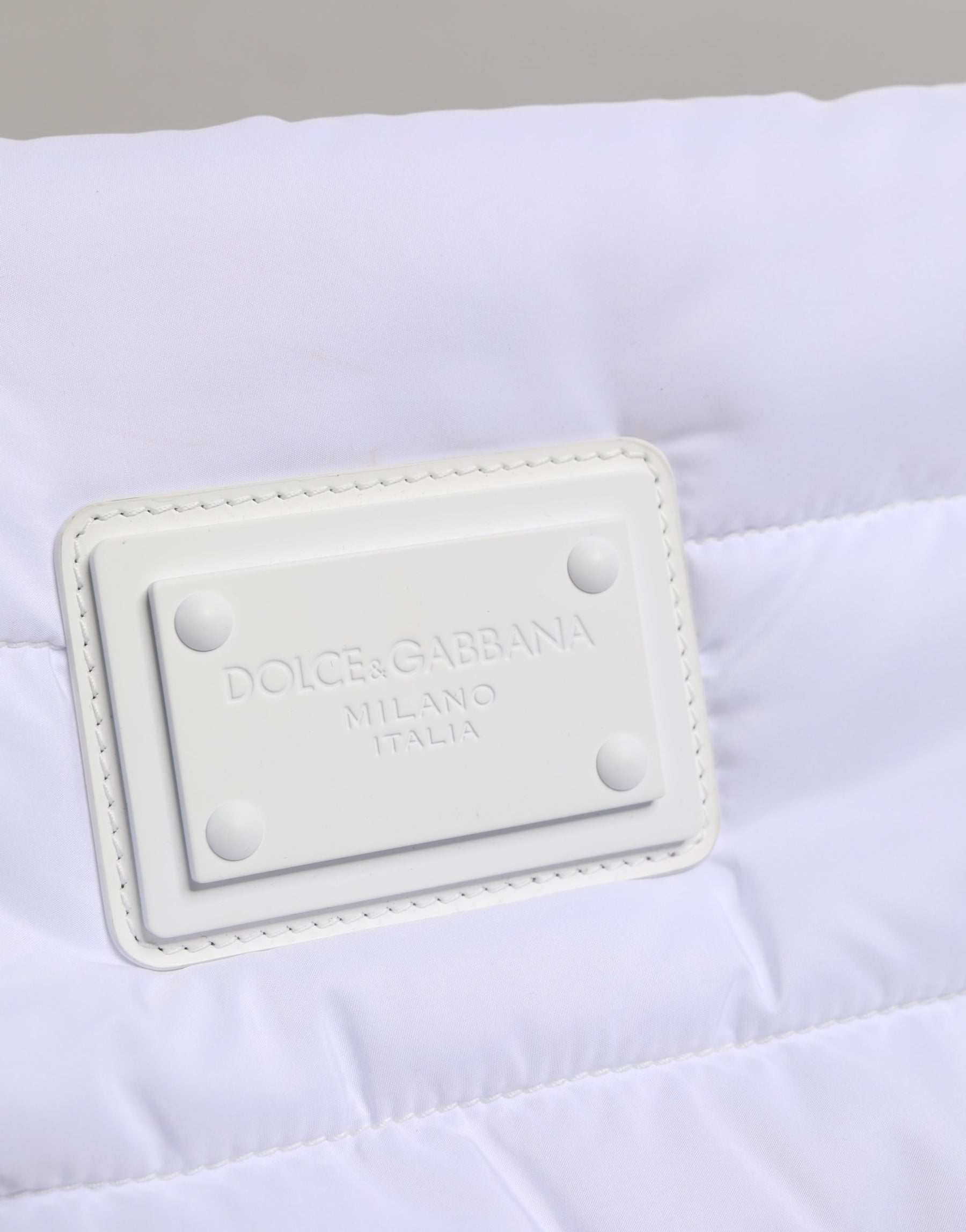 Dolce & Gabbana White Logo Plaque Polyester Quilted Shoulder Borse Bag | Regal Royce