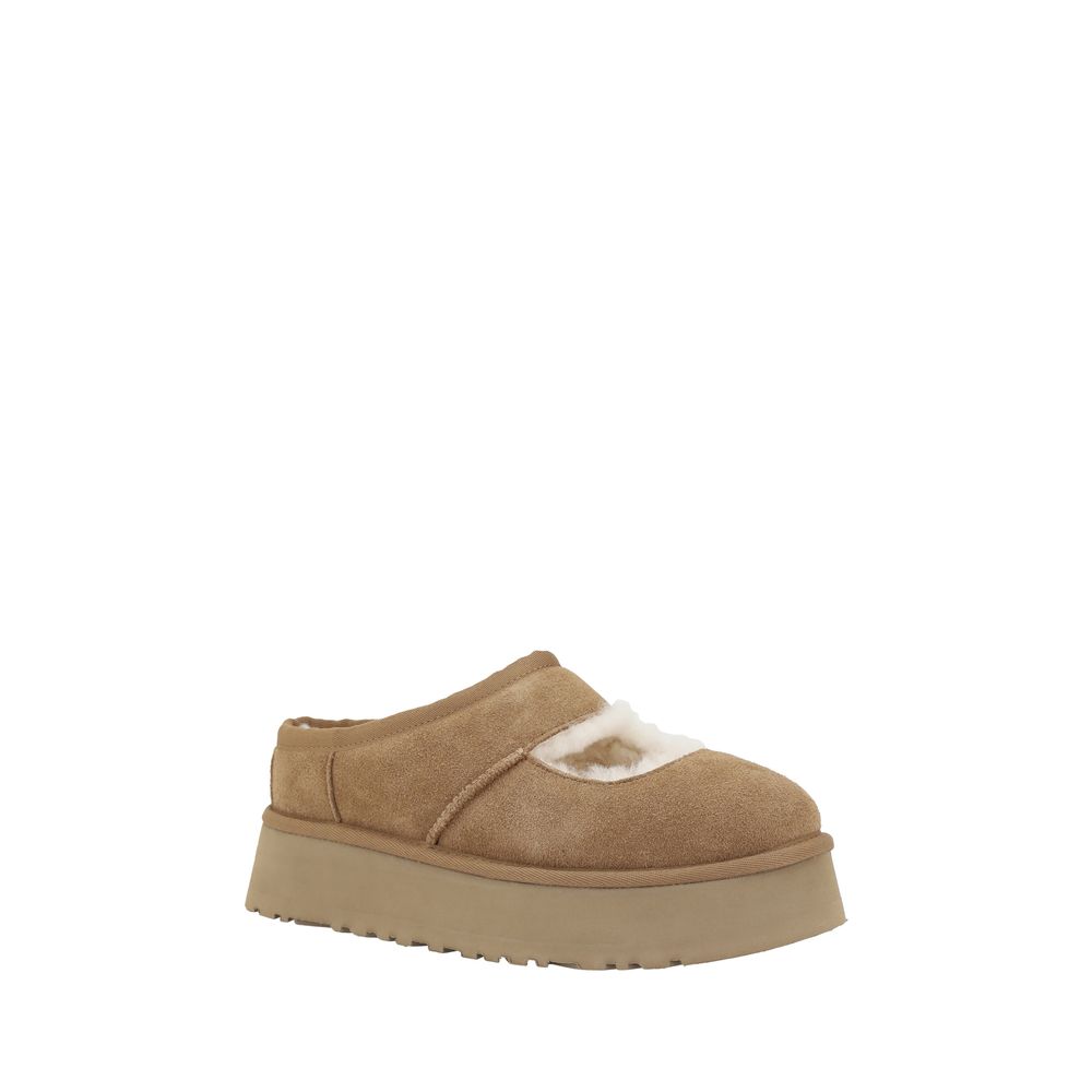 UGG Beige Leather Flats | Regal Royce