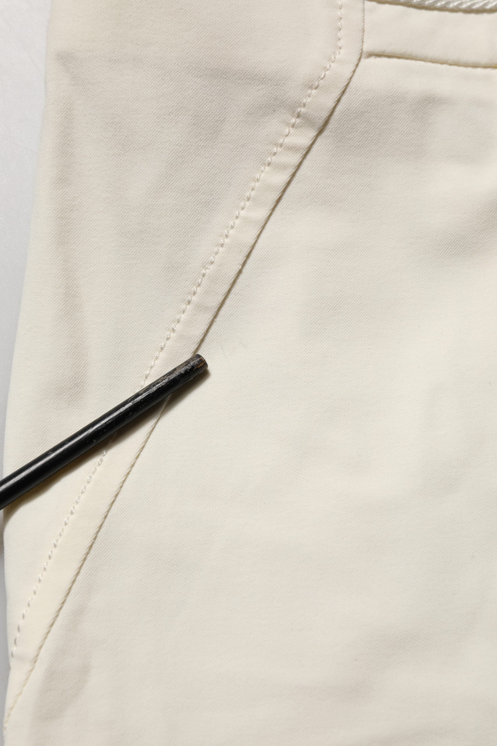 Elisabetta Franchi White Low Waist Skinny Women Trouser Pants | Regal Royce
