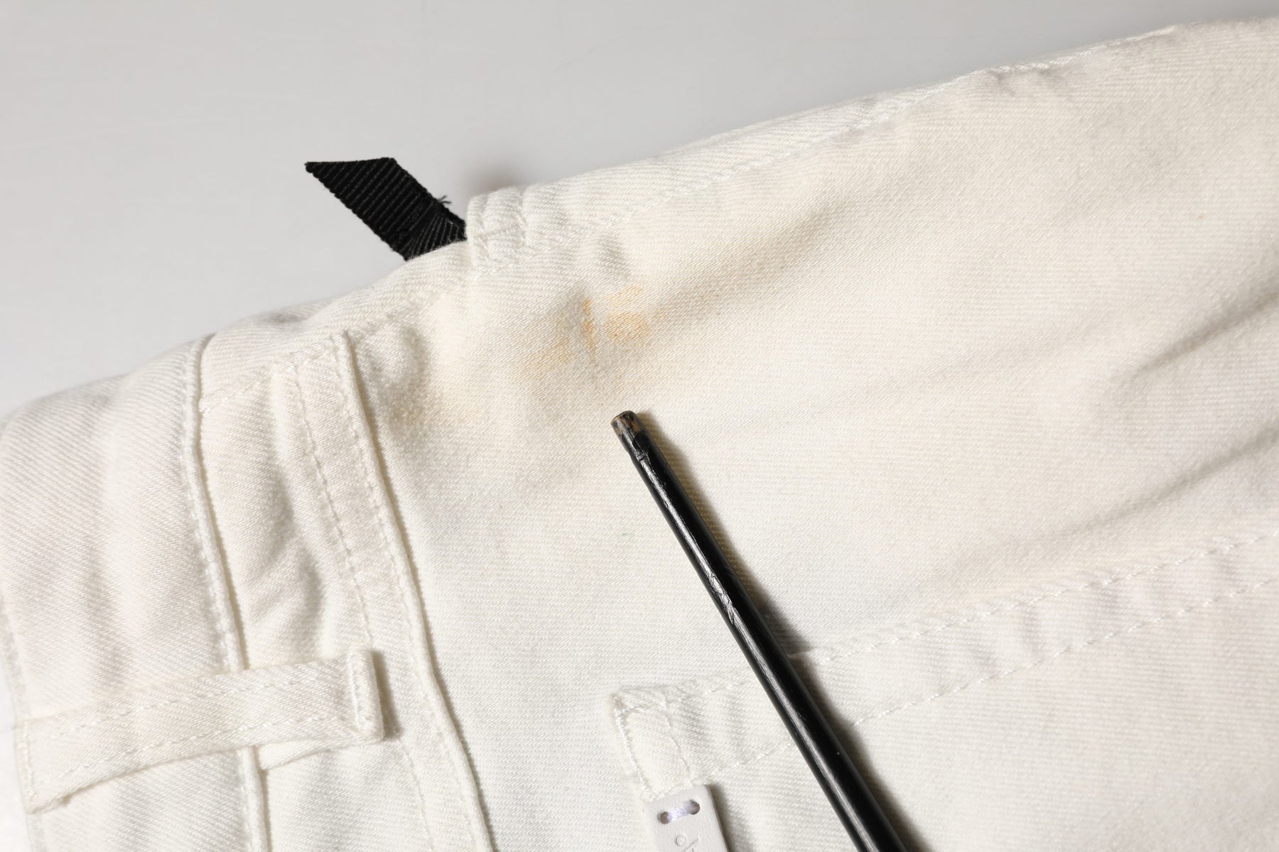 Dolce & Gabbana White Tattered Skinny Cotton Denim Jeans | Regal Royce