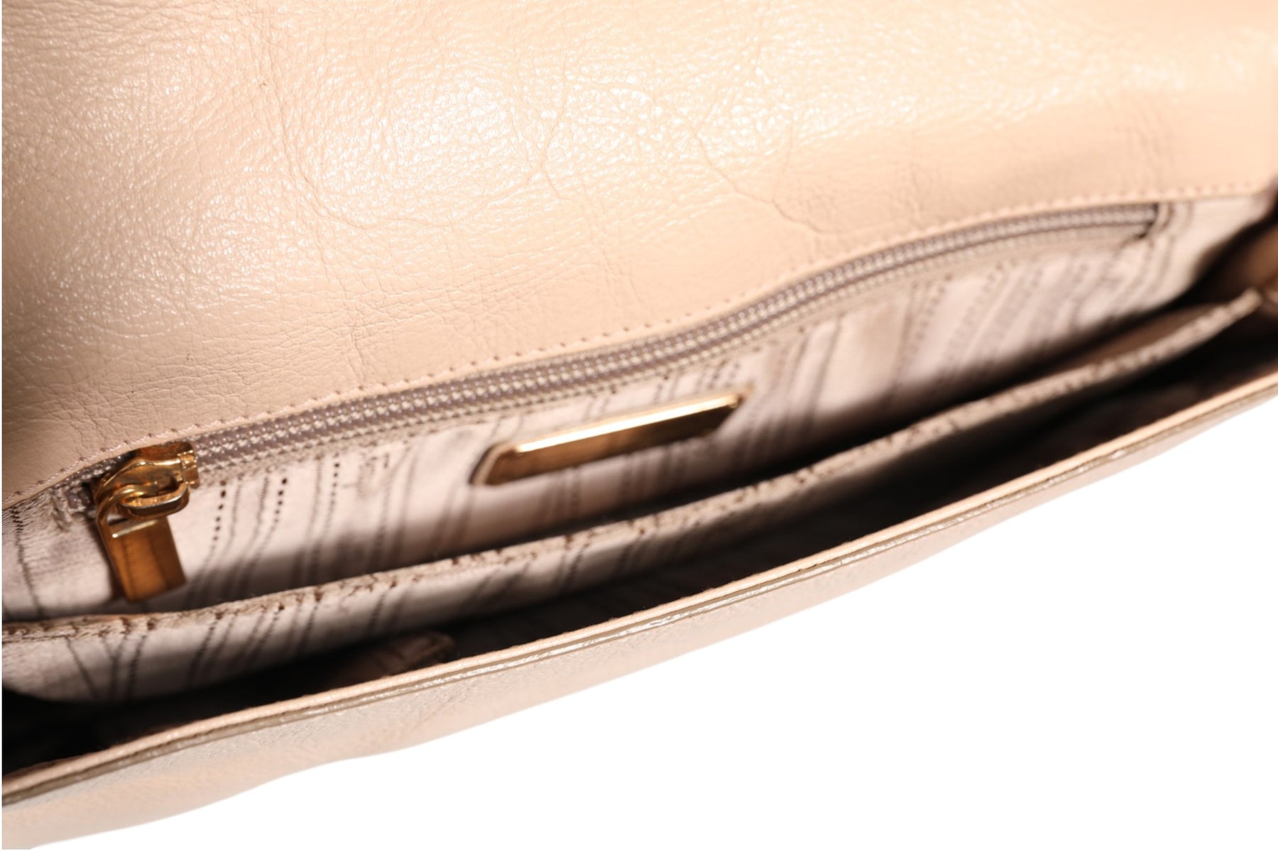 Salvatore Ferragamo Gancini Shoulder Bag | Regal Royce