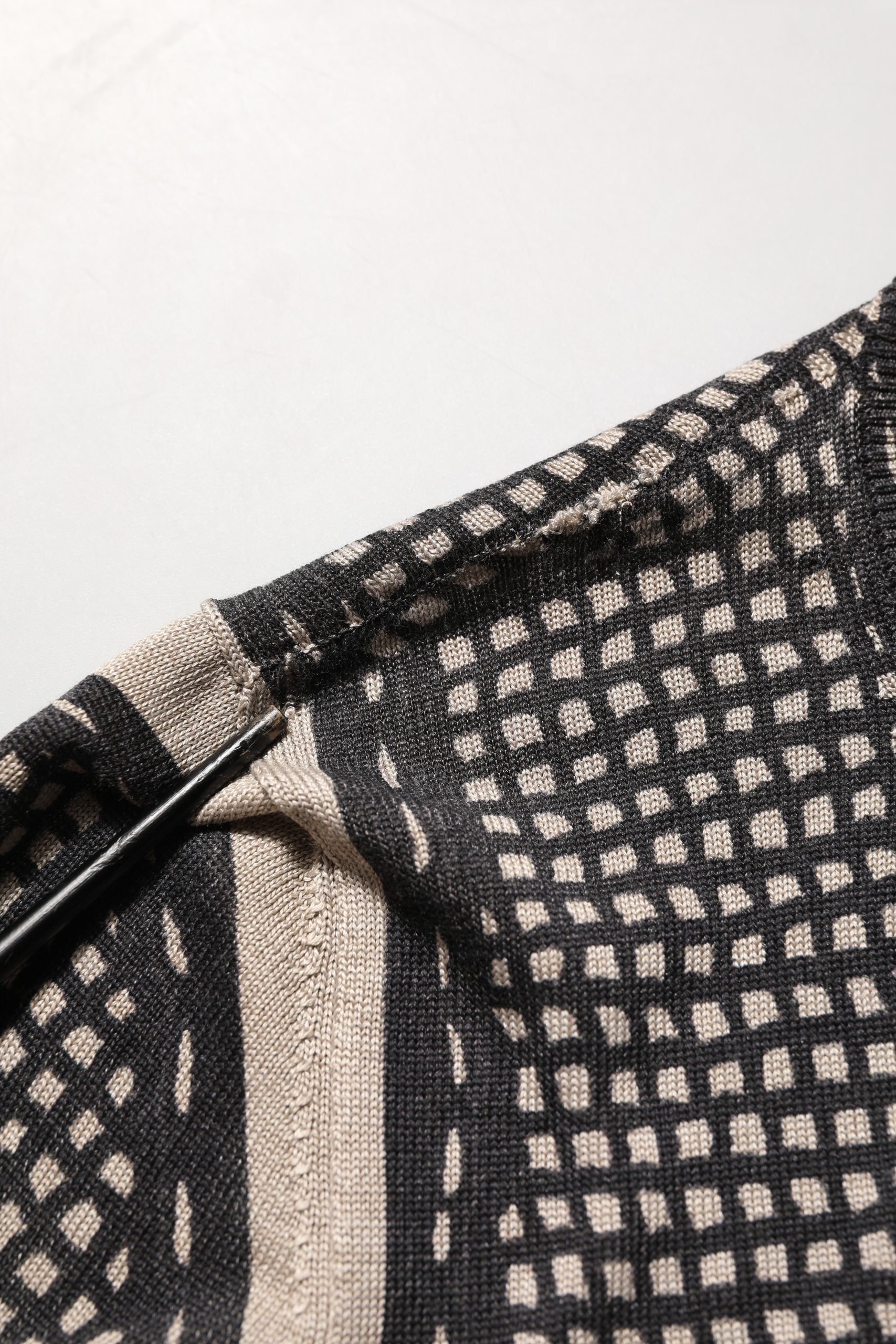 Dolce & Gabbana Black Floral Lace ButtonDownCardigan Sweater | Regal Royce