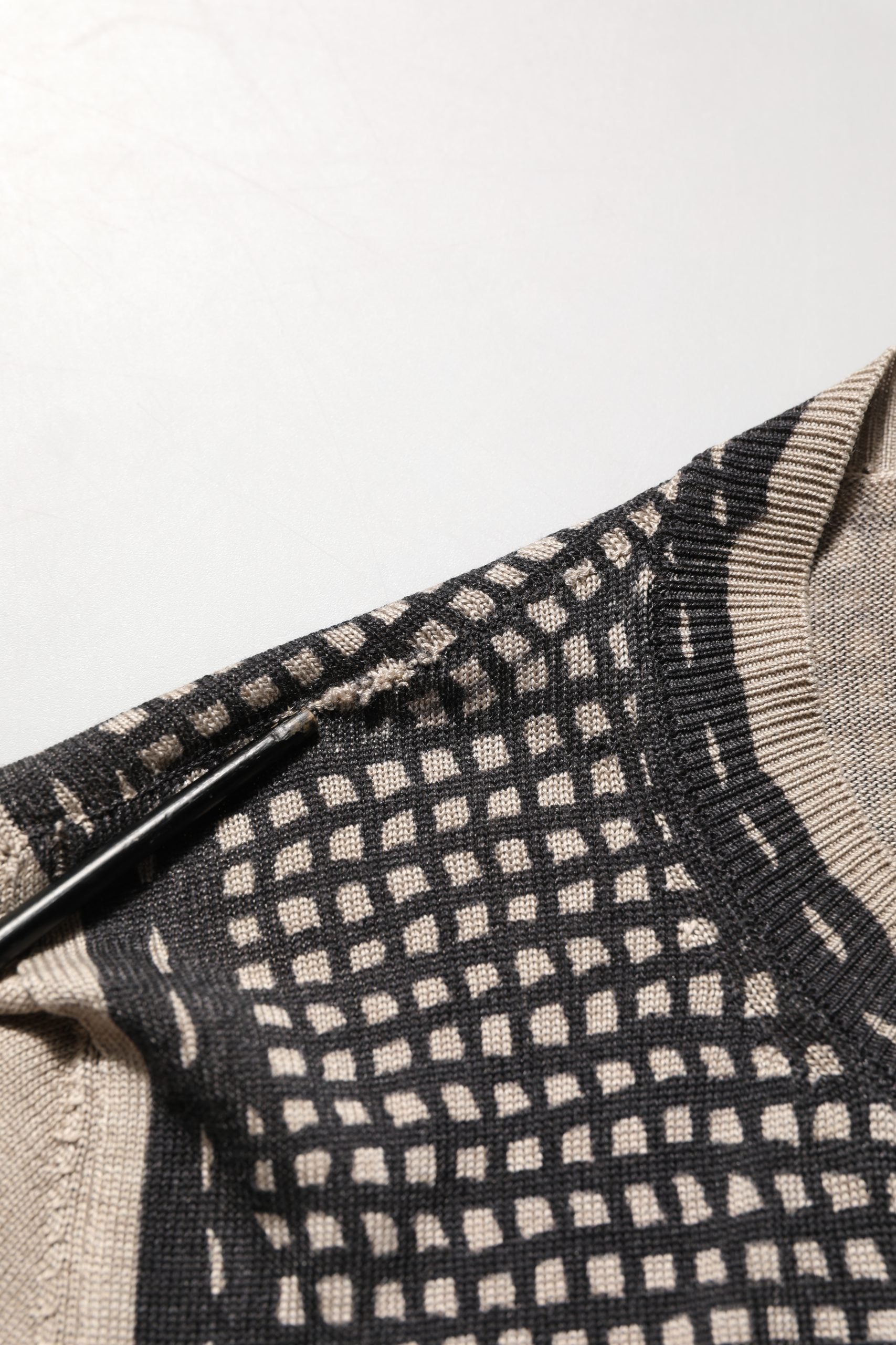 Dolce & Gabbana Black Floral Lace ButtonDownCardigan Sweater | Regal Royce