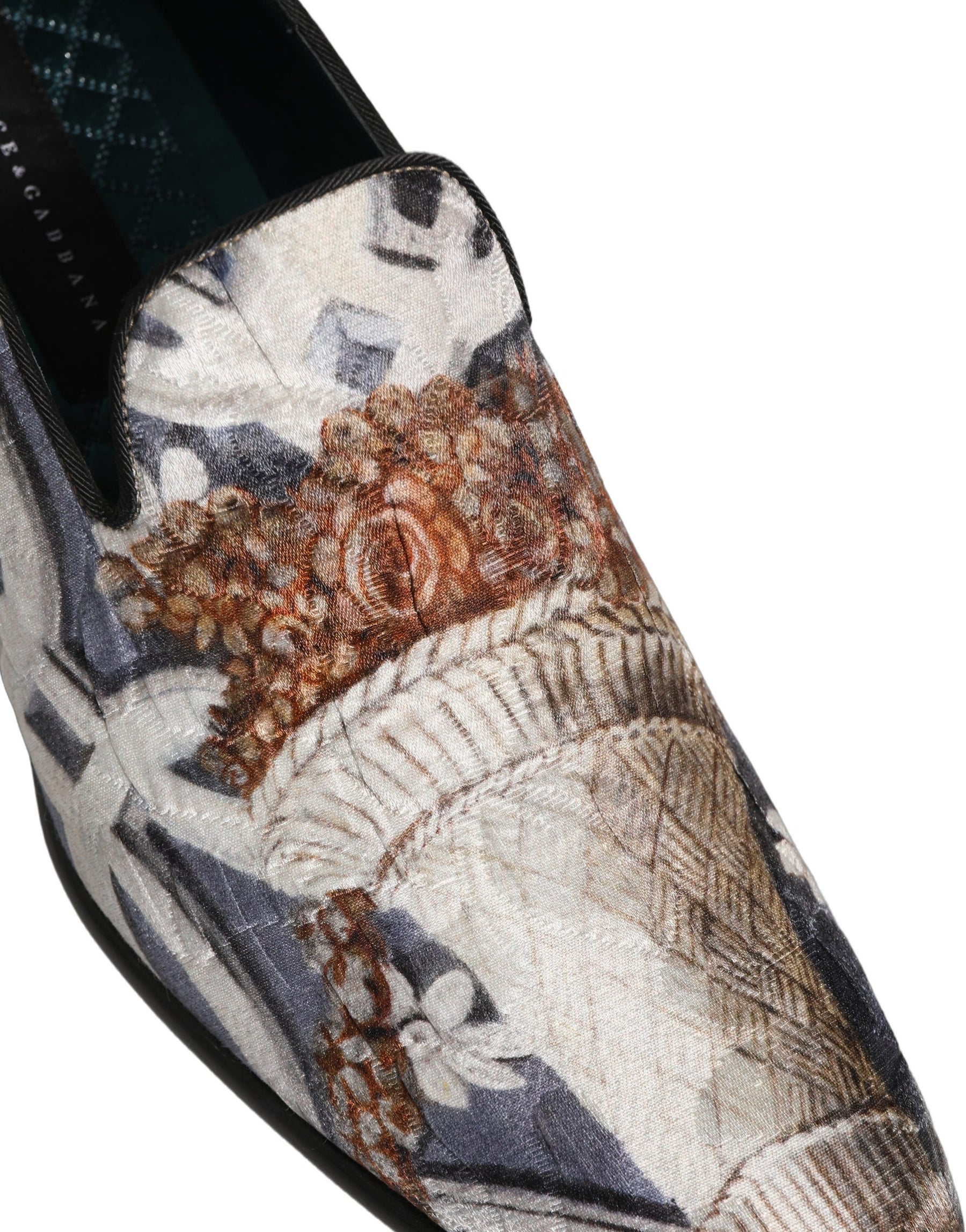 Dolce & Gabbana Multicolor Floral Tapestry Embroidery Loafer Shoes | Regal Royce
