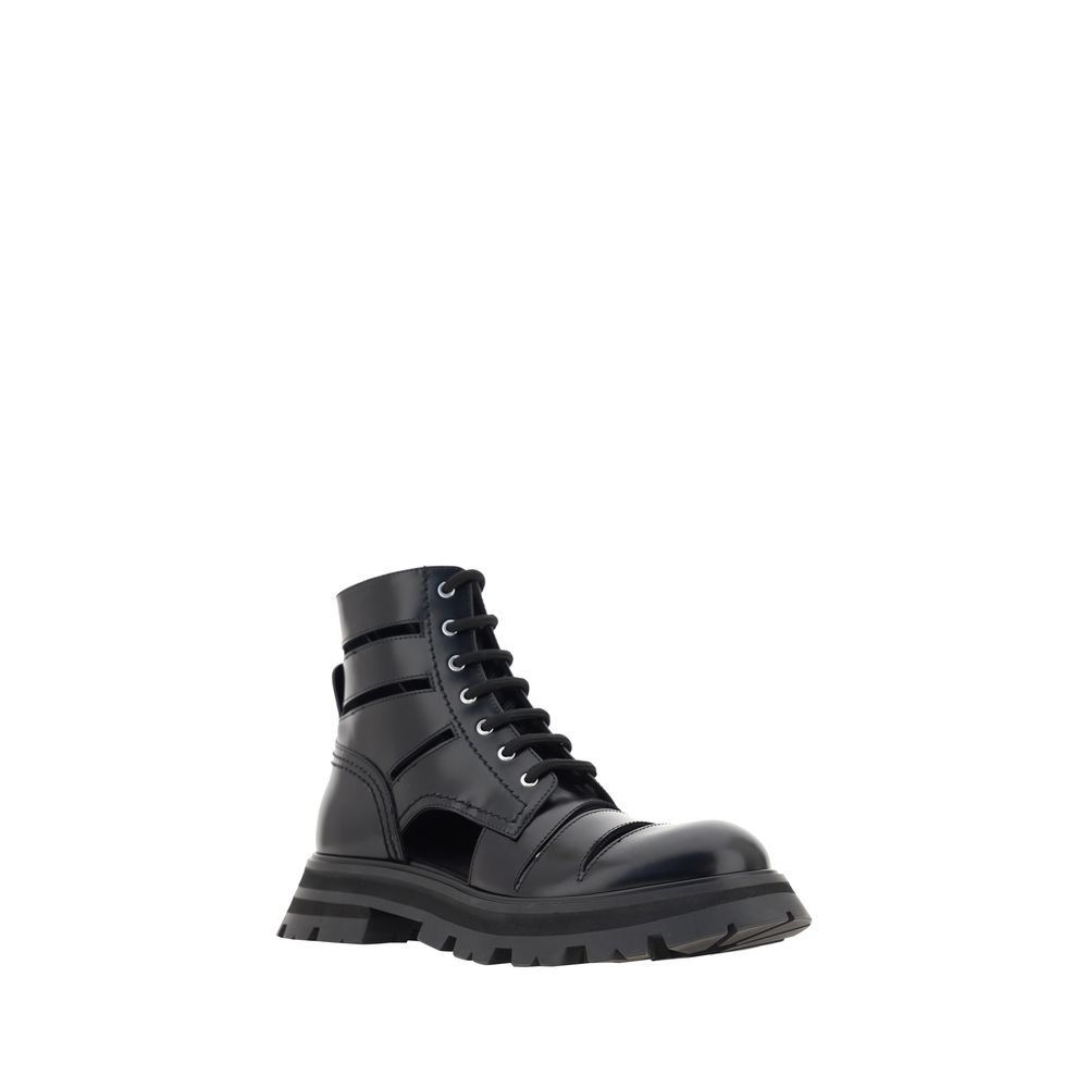 Alexander McQueen Black Calf Leather Bos Taurus Lace-Up Boots | Regal Royce