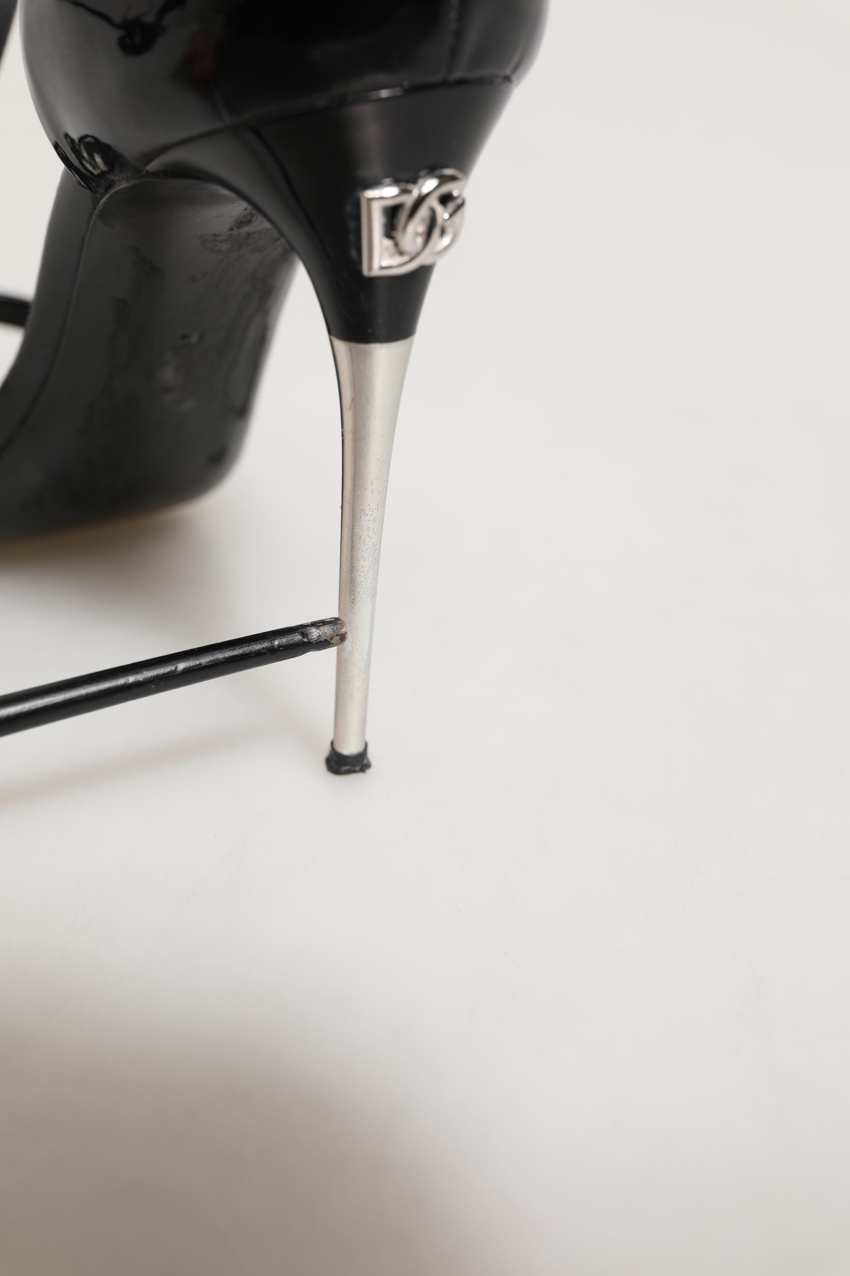 Dolce & Gabbana Black Leather T-strap Heels Sandals Shoes | Regal Royce