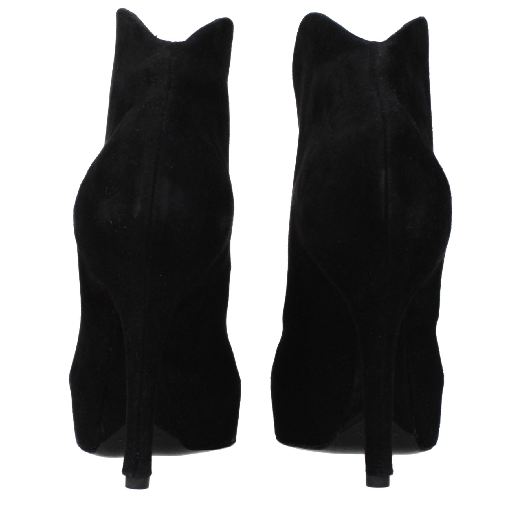 Alaïa Black Leather Ankle Boots | Regal Royce