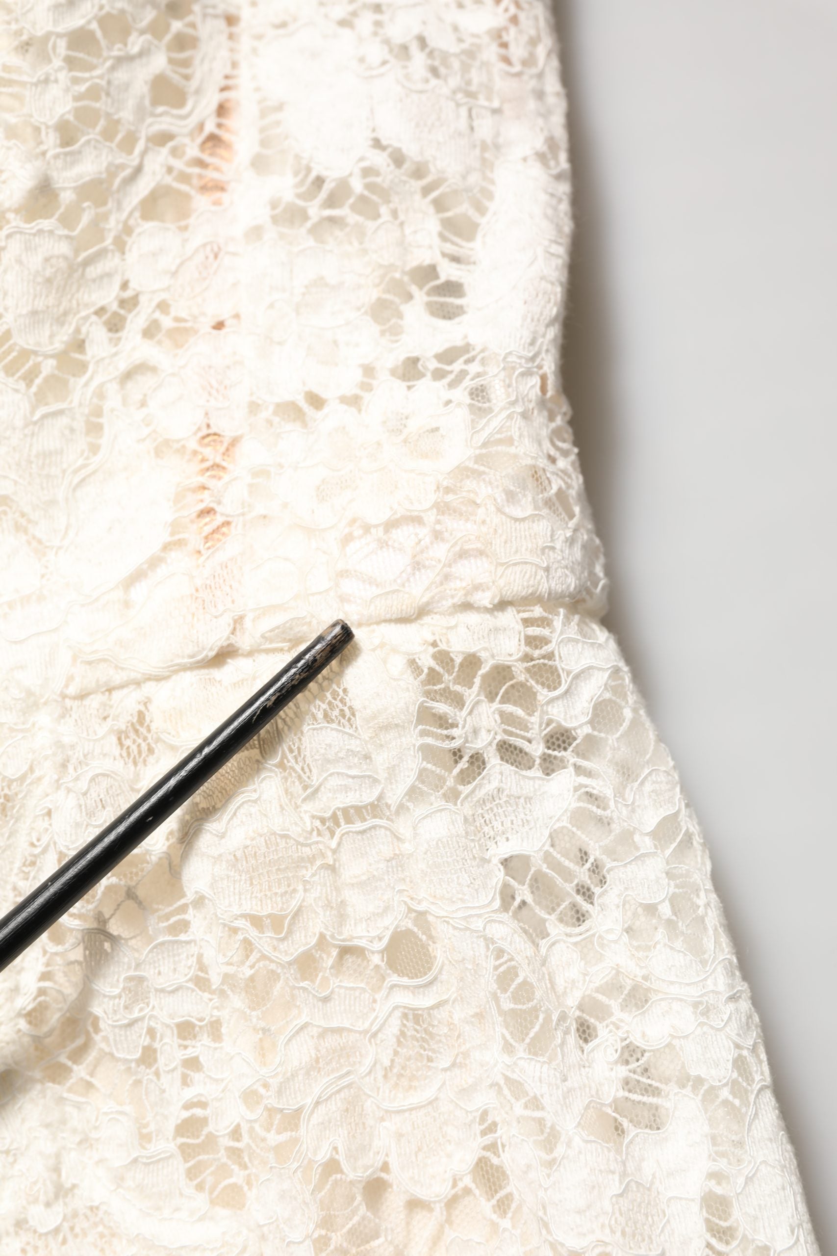 Dolce & Gabbana White Lace Viscose Sheath Long Gown Dress | Regal Royce