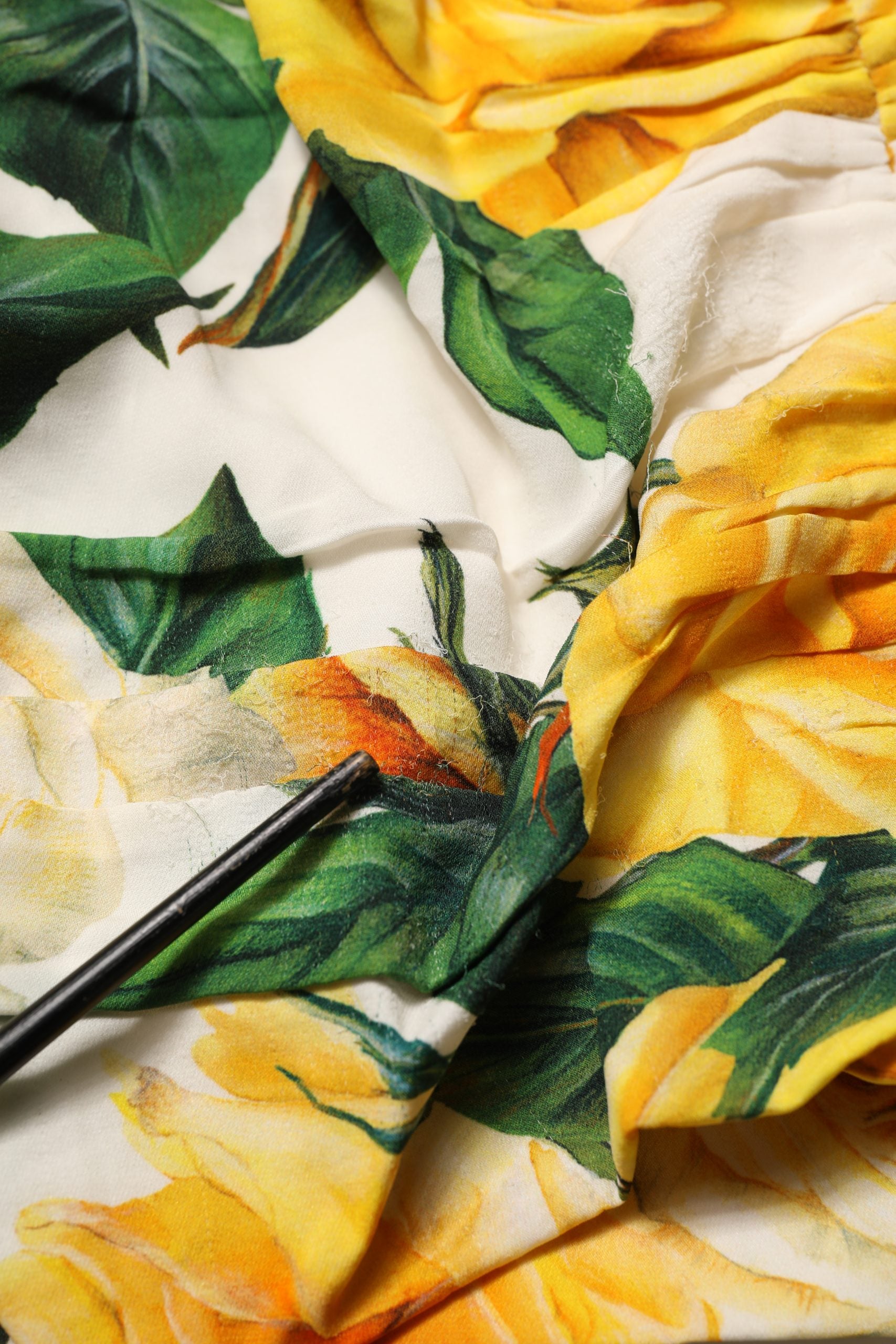 Dolce & Gabbana White Rose Print HighWaist Sheath Mini Skirt | Regal Royce
