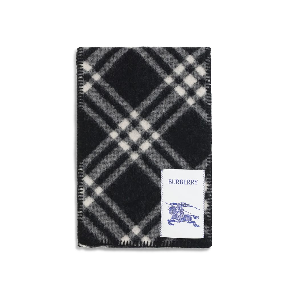 Burberry Black Wool Scarf | Regal Royce
