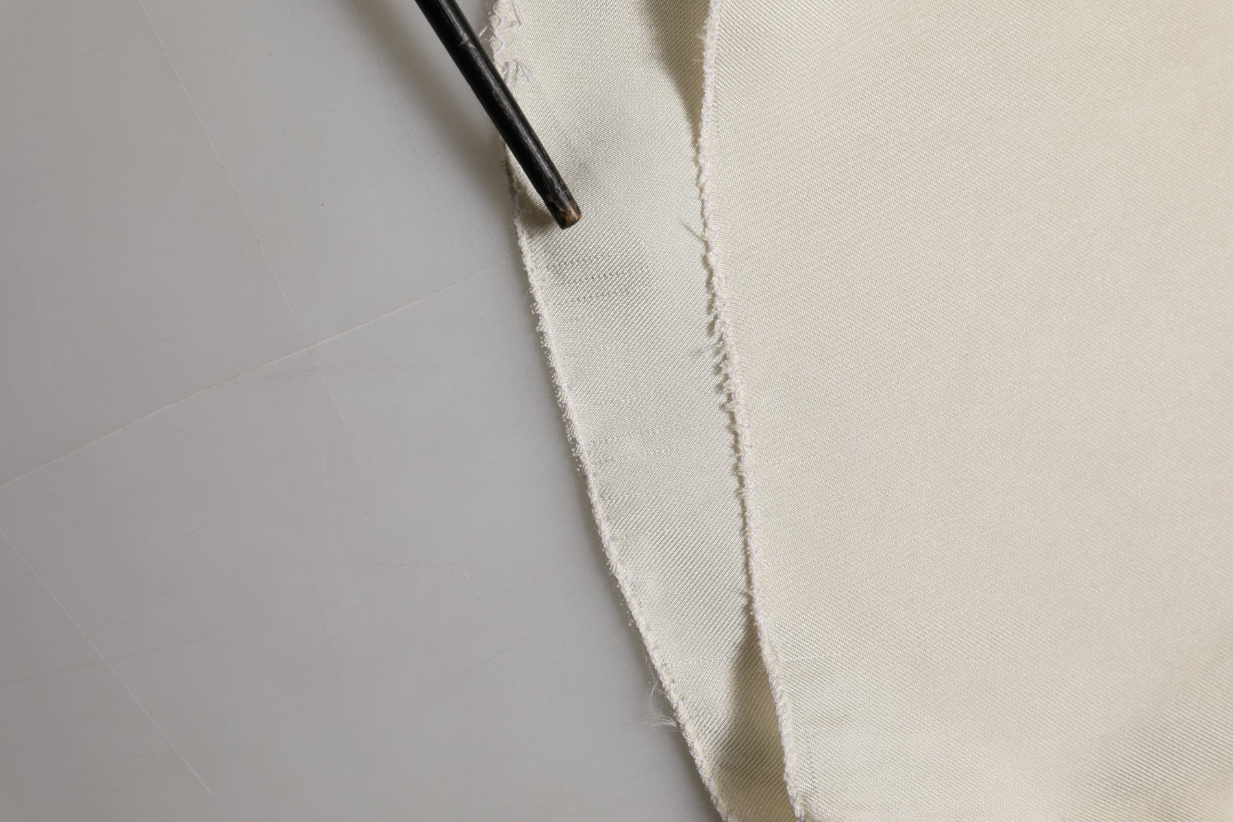 Dolce & Gabbana Off White Silk Straight Wide Leg Trouser Pants | Regal Royce