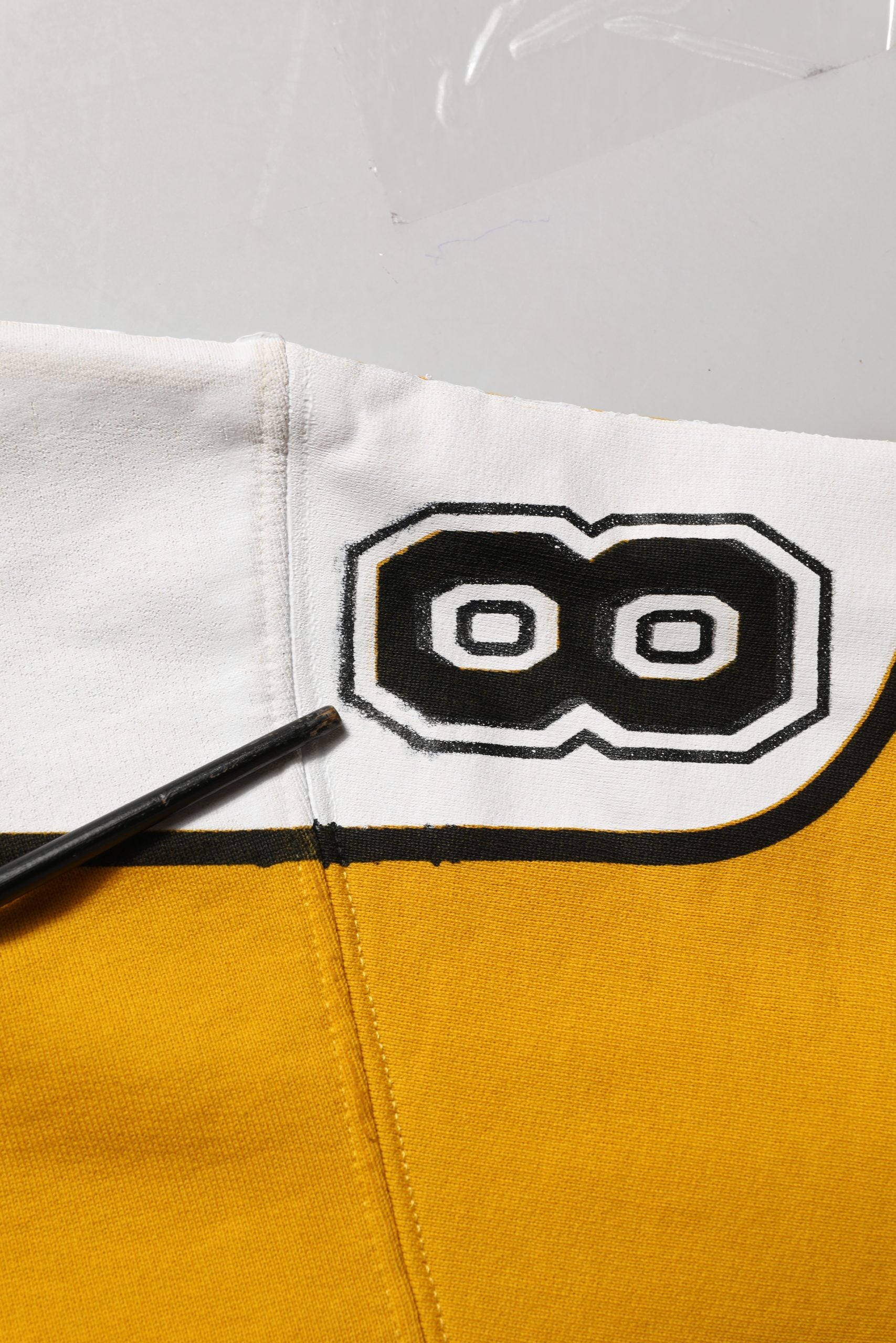 Dolce & Gabbana Yellow Crew Neck Jersey Sweatshirt Sweater | Regal Royce