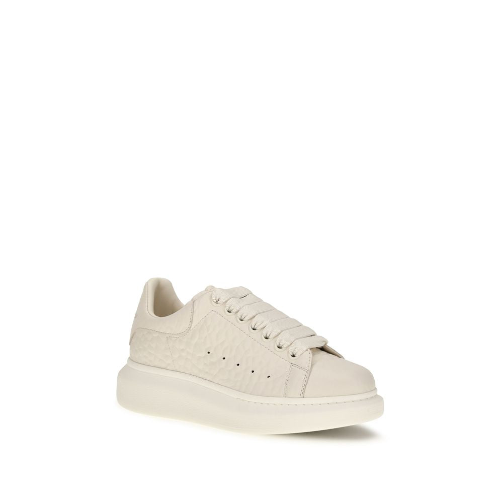 Alexander McQueen White Calf Leather Bos Taurus Chunky Sneakers | Regal Royce