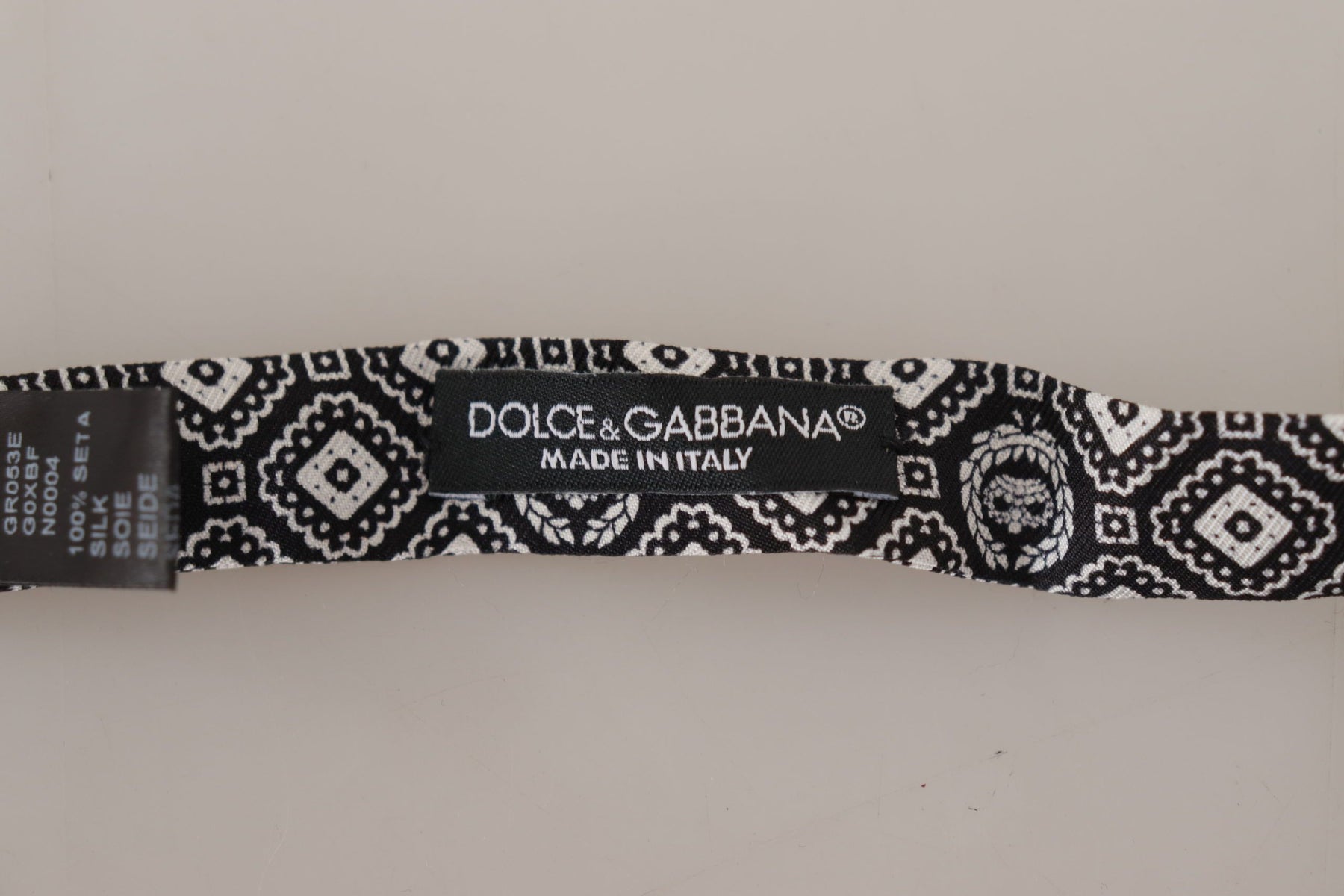 Dolce & Gabbana Black white 100% Silk Adjustable Neck Papillon Tie | Regal Royce