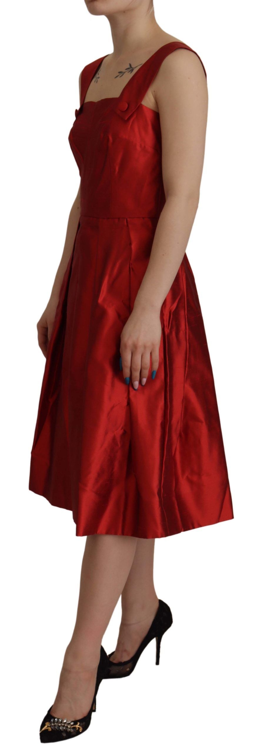 Dolce & Gabbana Red A-line Pleated Satin Silk Dress | Regal Royce