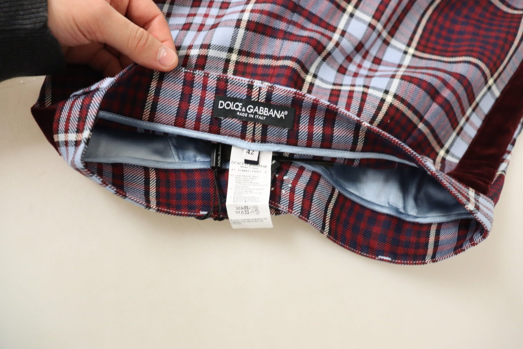 Dolce & Gabbana Gray Checked High Waist Cropped Trouser Pants | Regal Royce