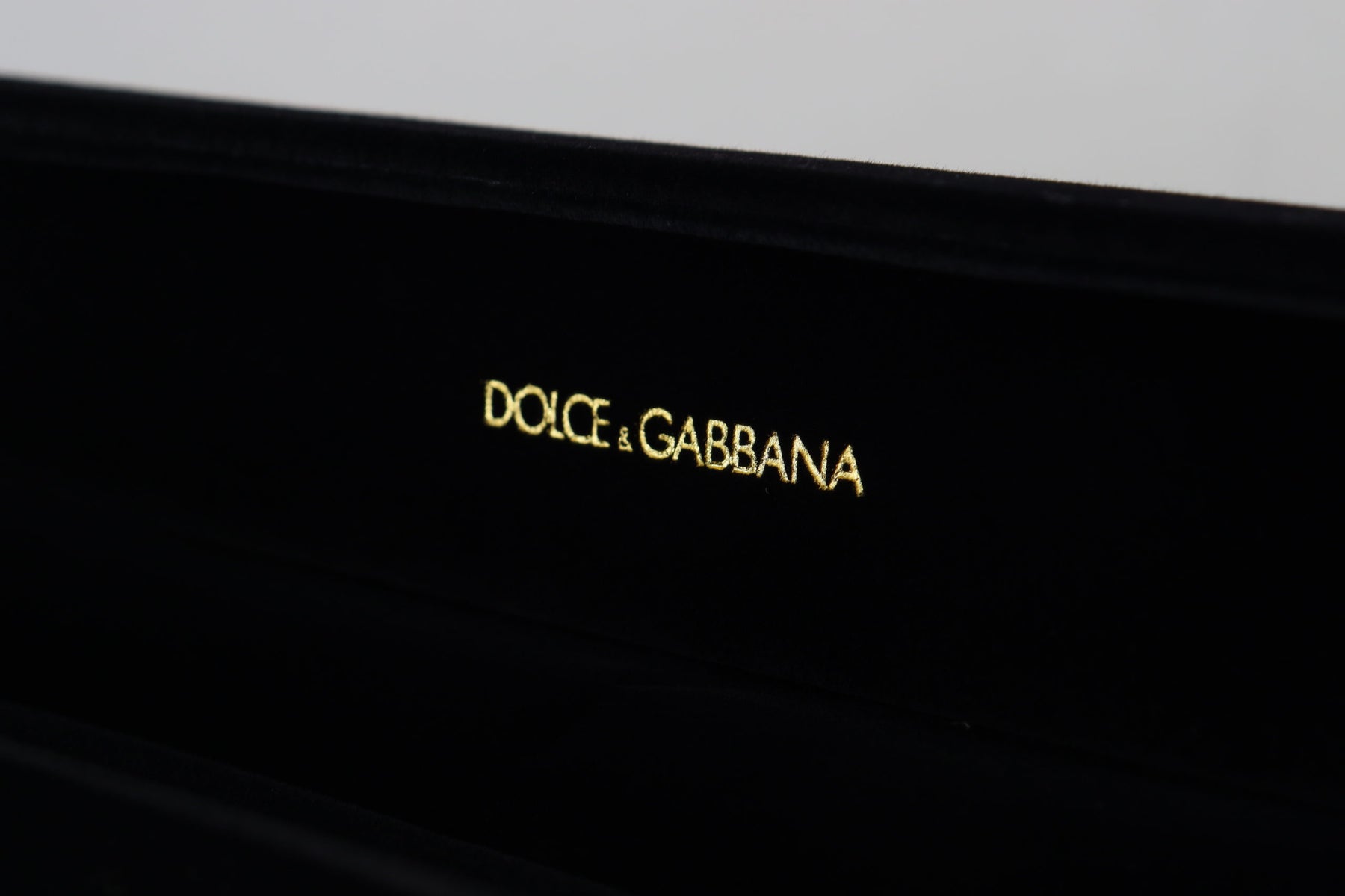 Dolce & Gabbana Black Velvet Logo Plaque Storage Bracelet Jewelry Box | Regal Royce