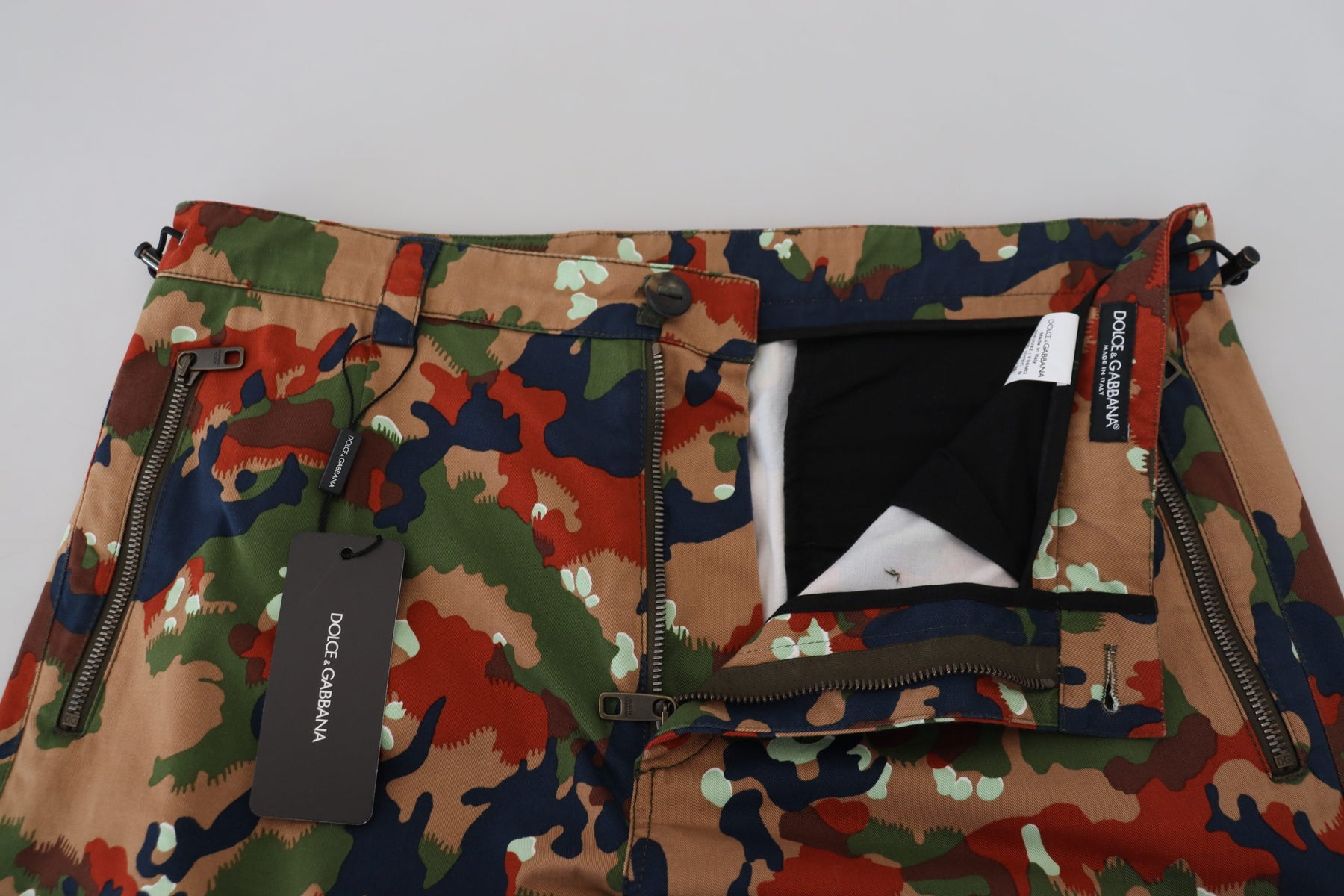 Dolce & Gabbana Multicolor Cotton Camouflaged Cargo Shorts | Regal Royce