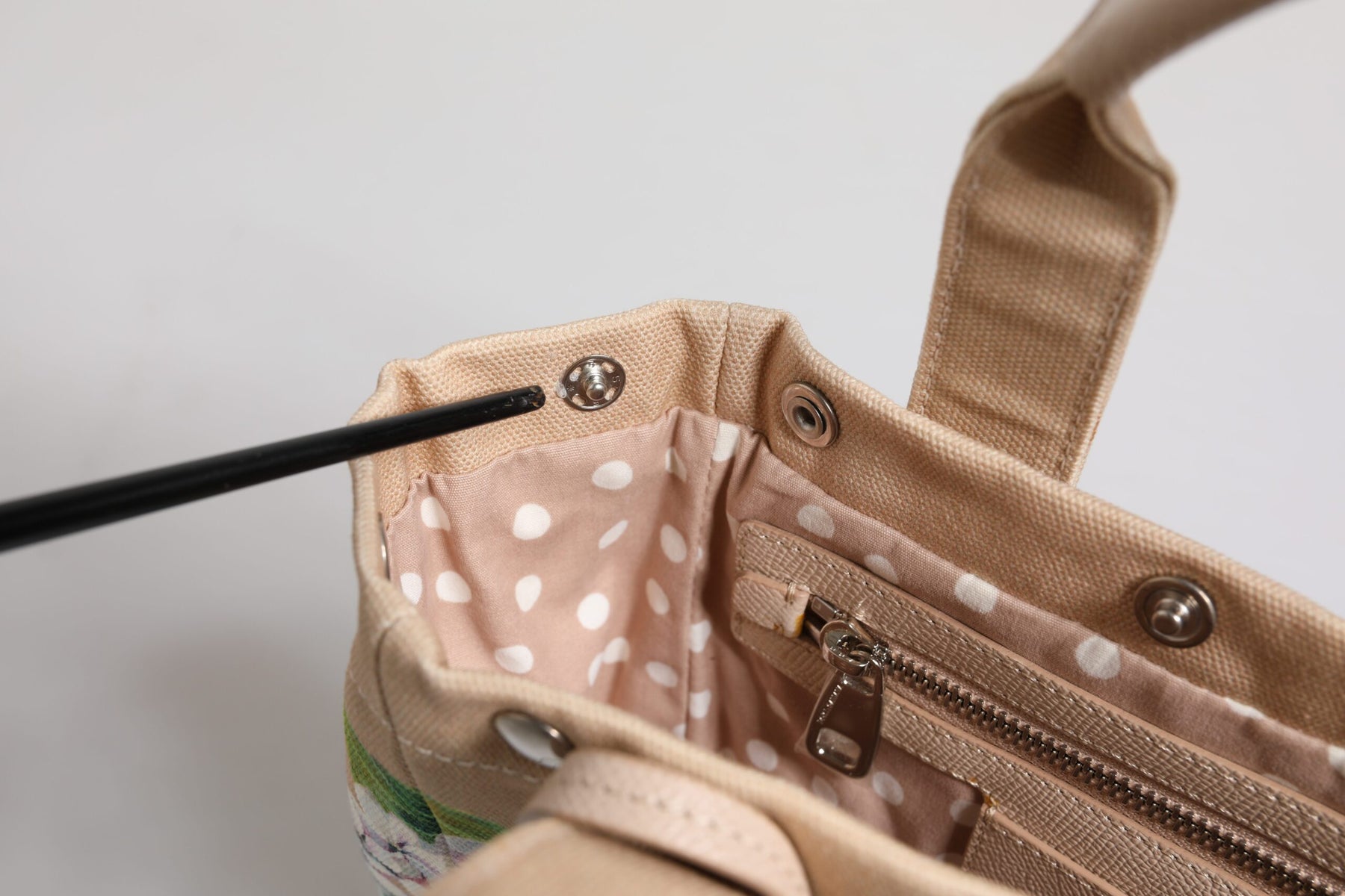 Dolce & Gabbana Multicolor Floral Canvas TANIA Top Handle Tote Borse Bag | Regal Royce