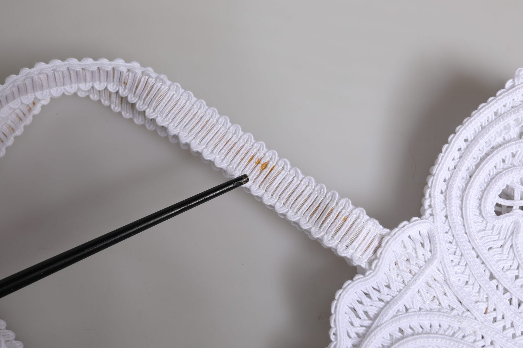 Dolce & Gabbana White Cordonetto Lace Beatrice Tote Shopping Bag | Regal Royce