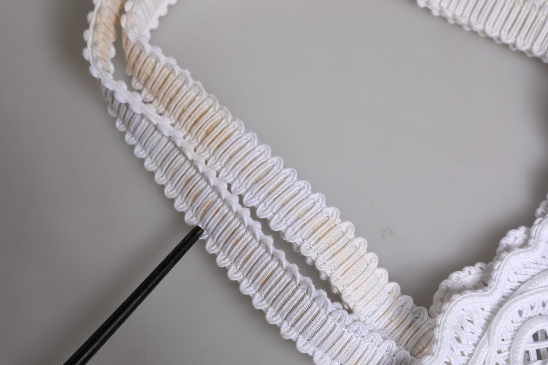 Dolce & Gabbana White Cordonetto Lace Beatrice Tote Shopping Bag | Regal Royce