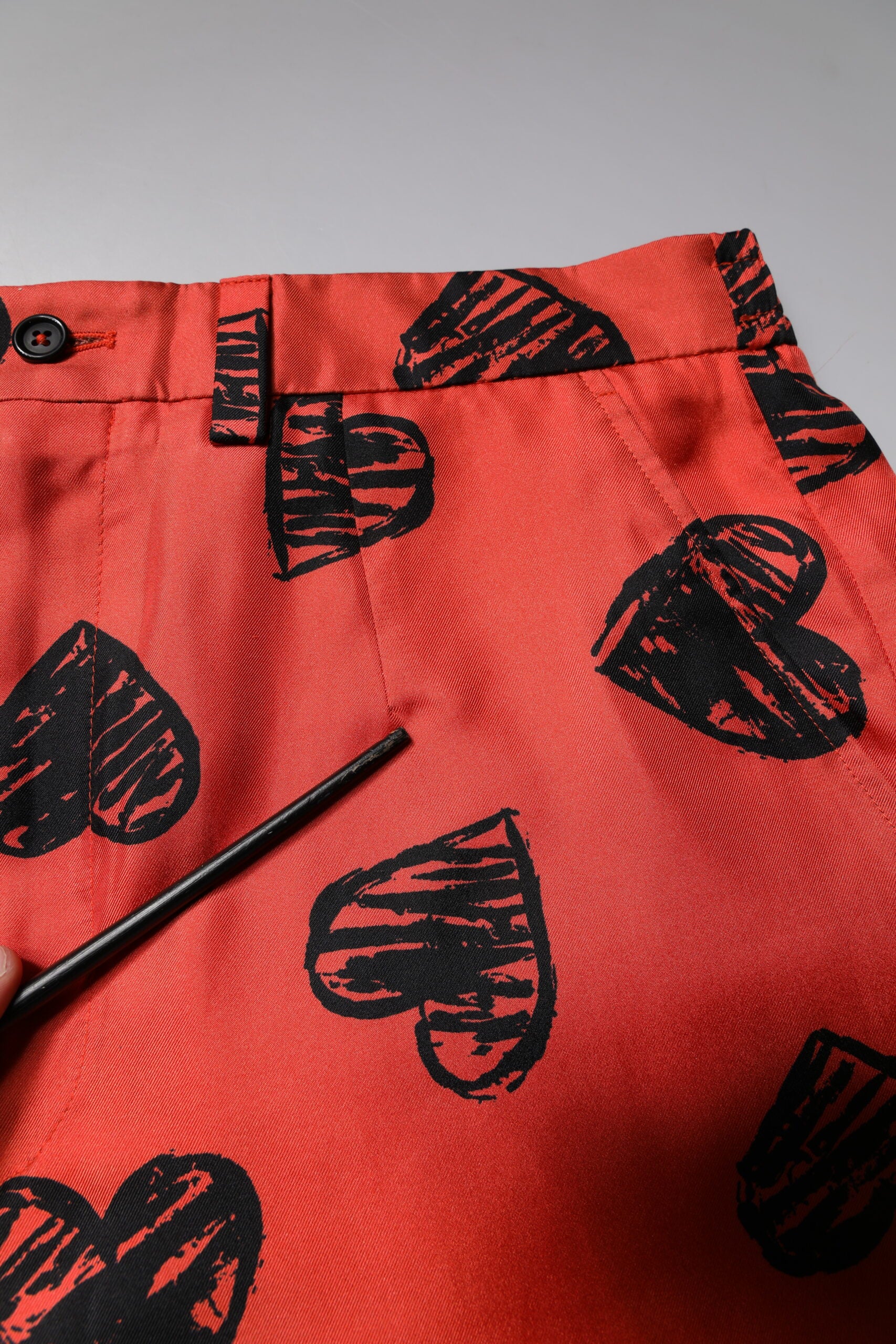 Dolce & Gabbana Orange Silk Heart Print Bermuda Shorts | Regal Royce