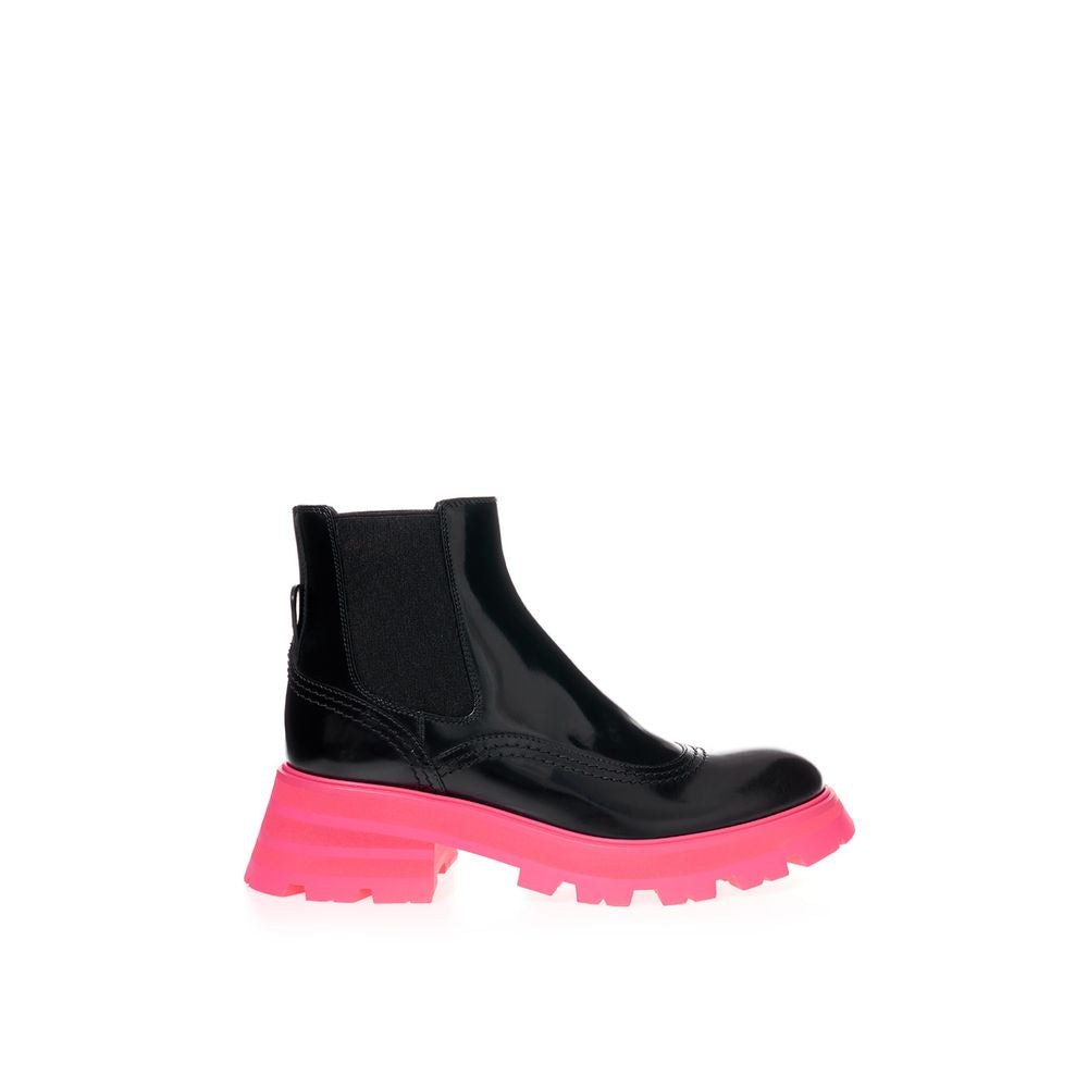 Alexander McQueen Black Leather Chelsea Boots | Regal Royce