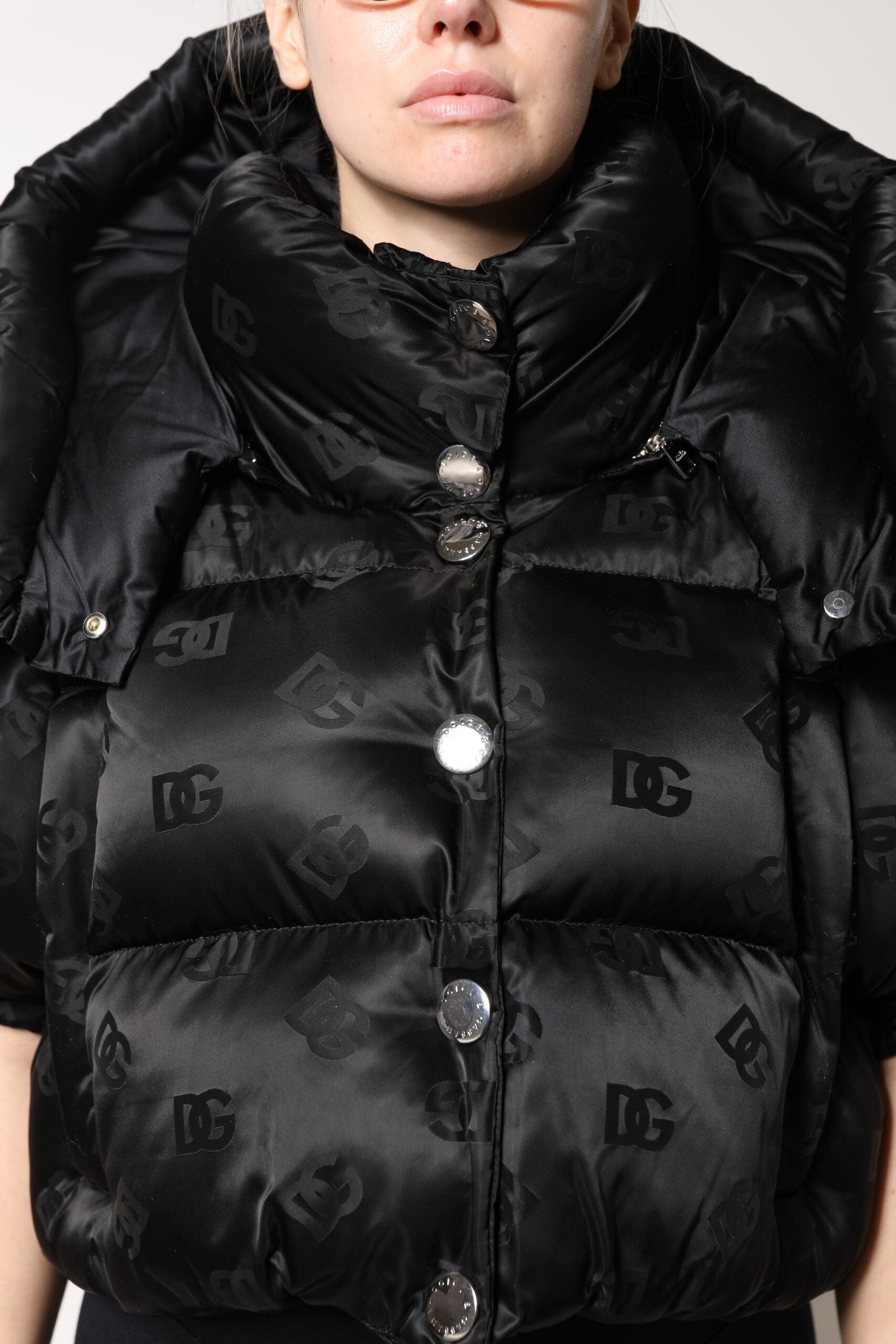 Dolce & Gabbana Black Padded Puffer Hooded Full Zip Cropped Jacket | Regal Royce