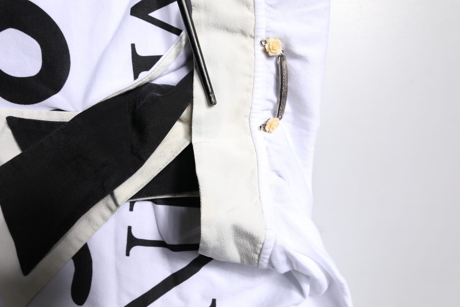 Dolce & Gabbana White Cotton Silk Blend Ascot Collar T-shirt | Regal Royce