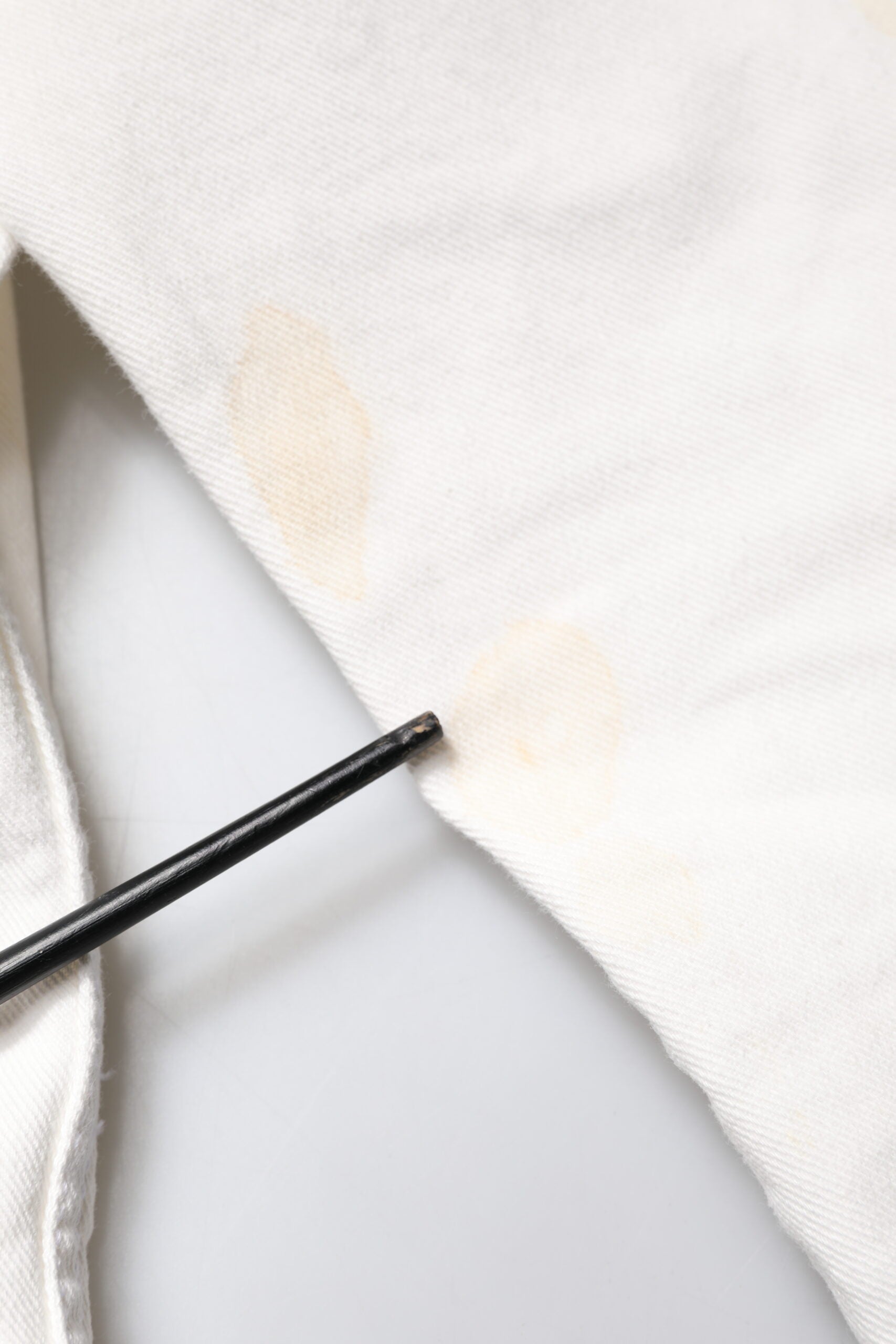 Dolce & Gabbana White Graffiti Cotton Stretch Denim Jacket | Regal Royce