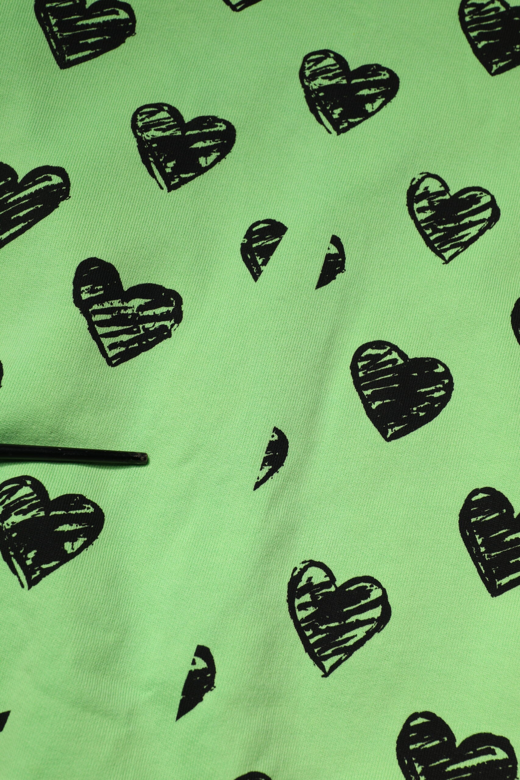 Dolce & Gabbana Green Heart Print Crew Neck Pullover Sweater | Regal Royce